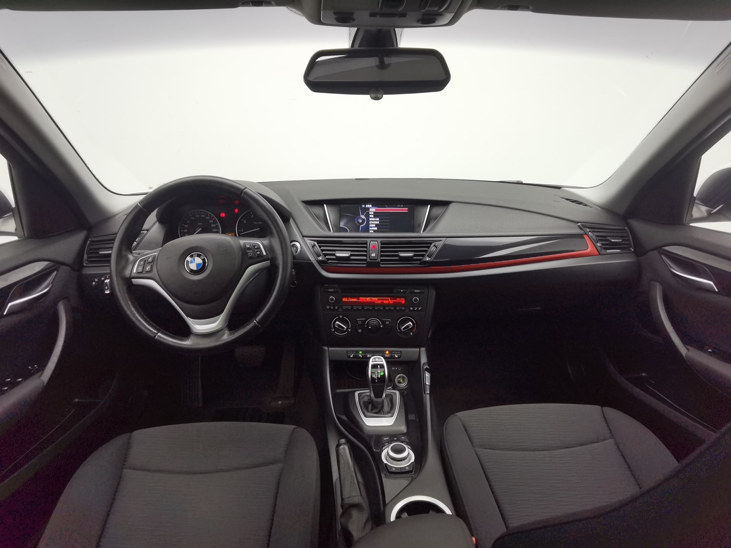 Used BMW X1 2015 2.0 AT