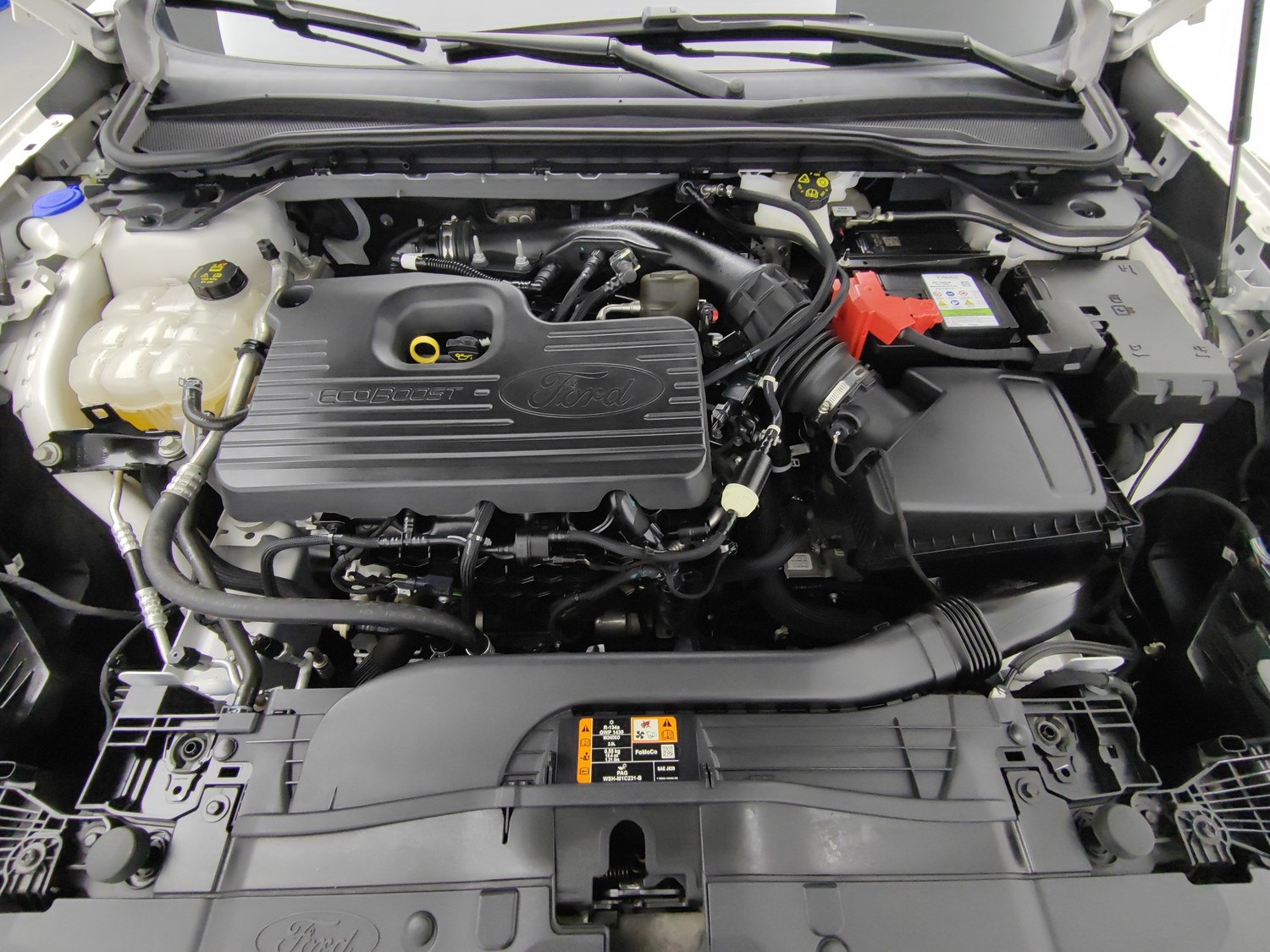 Used Ford Mondeo 2022 2.0 AT