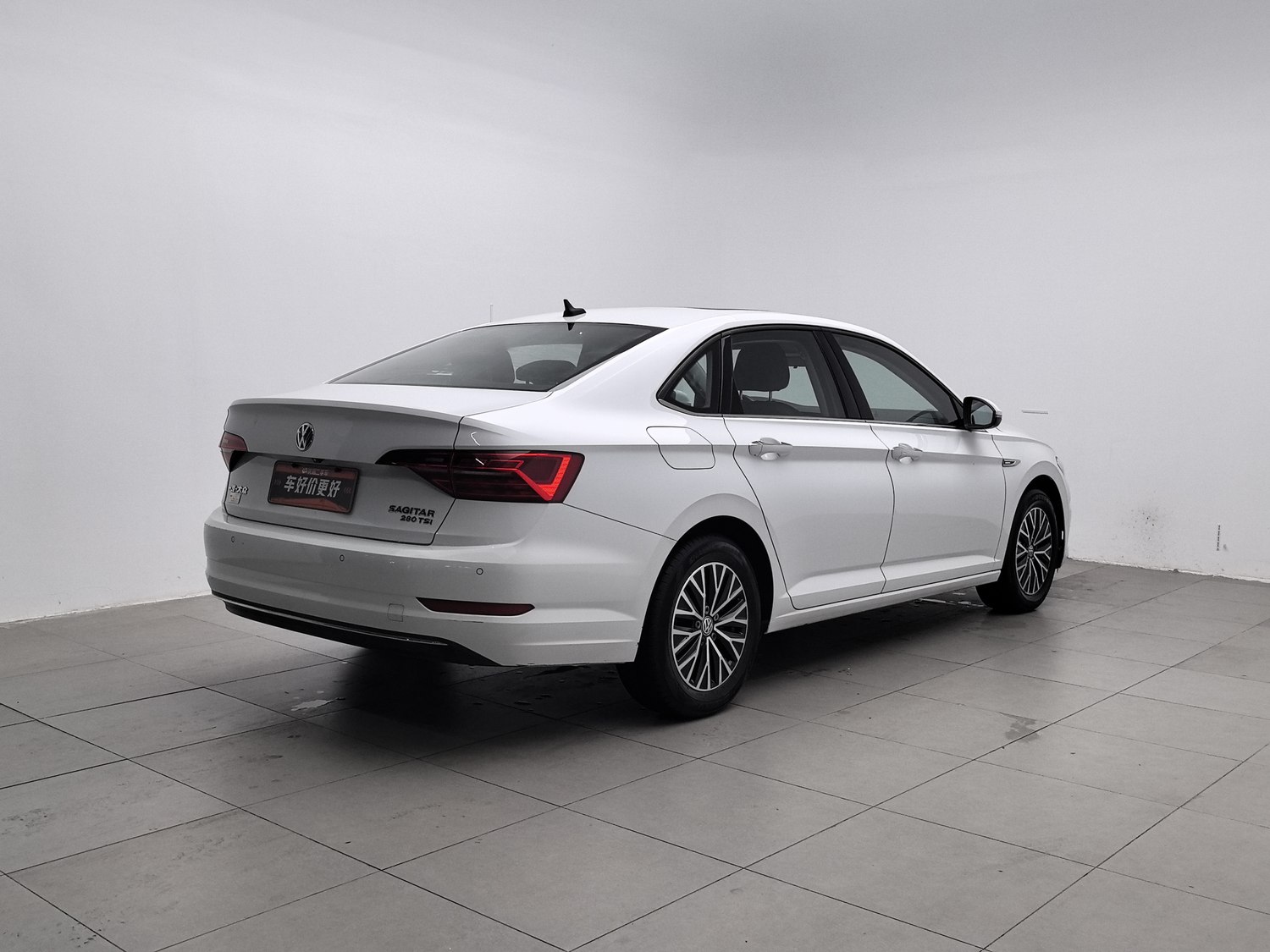 Used Volkswagen Sagitar 2021 1.4 AT