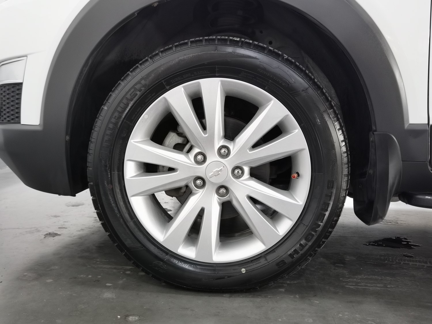 Used Chevrolet Captiva 2014 2.4 AT