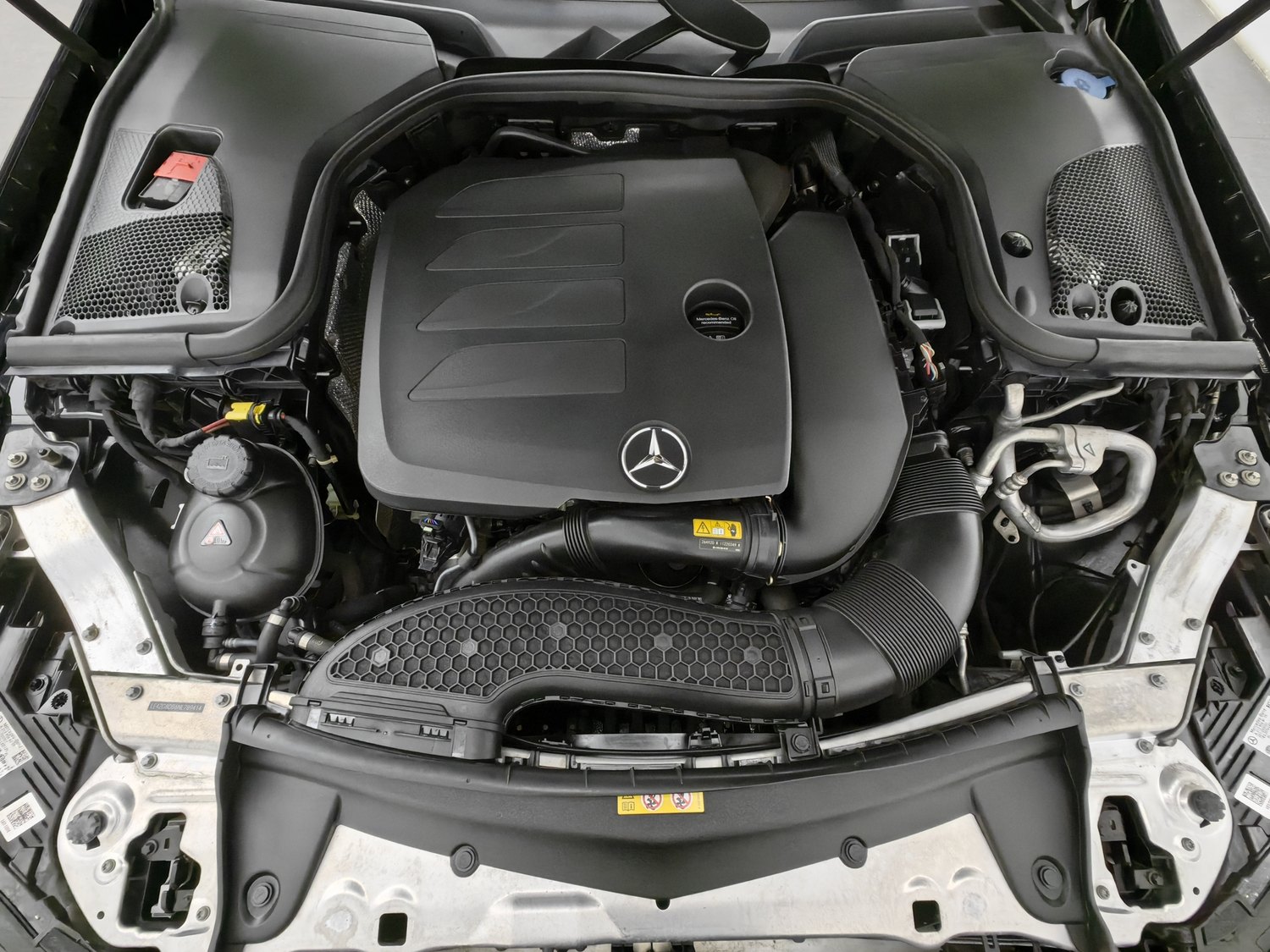 Used Mercedes-Benz E-Class 2022 2.0 AT