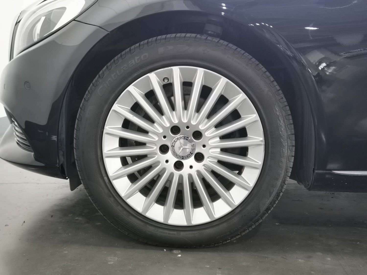 Used Mercedes-Benz C-Class 2015 2.0 AT