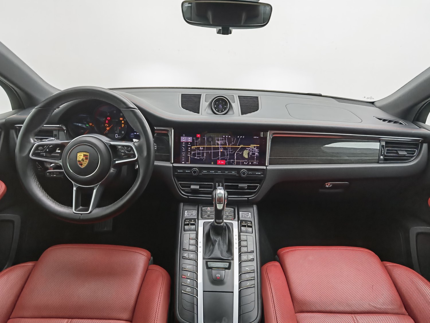 Used Porsche Macan 2021 2.0 AT
