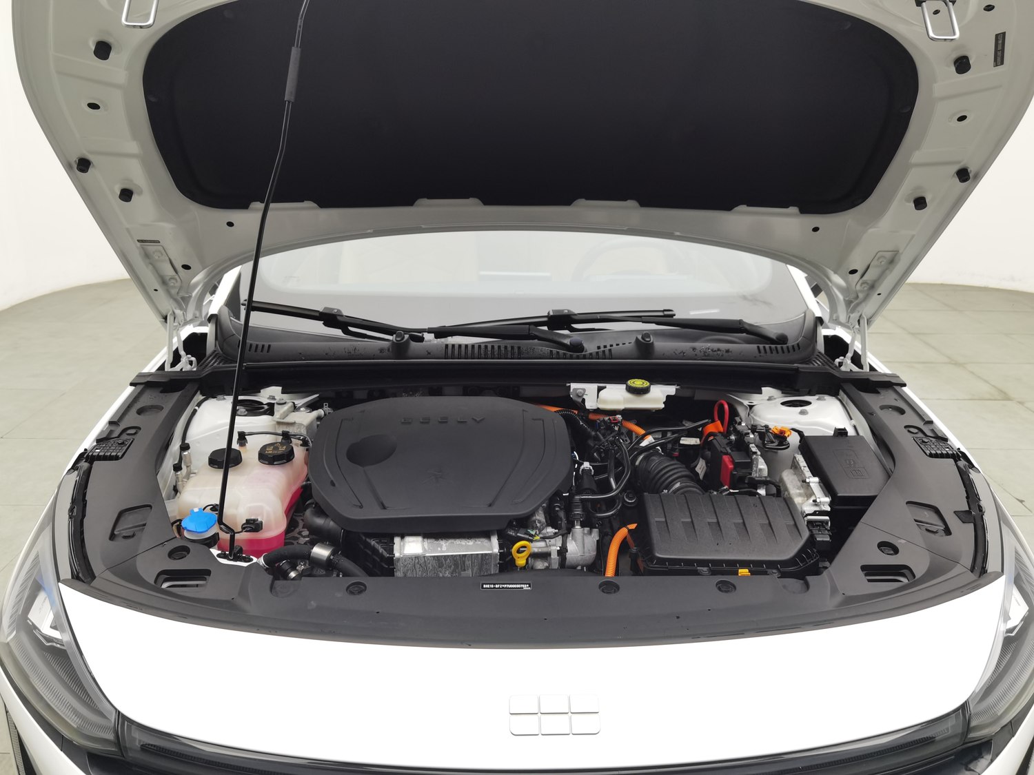 Used Geely Galaxy L6 2023 1.5 AT