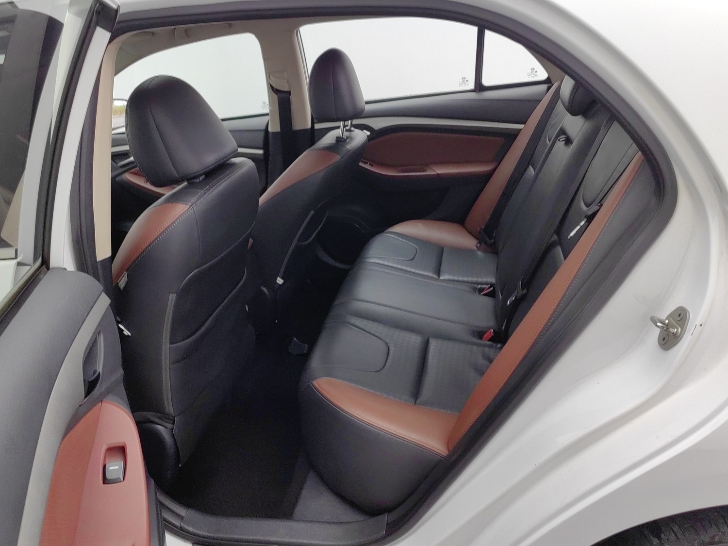 Used BYD G5 2014 1.5 AT