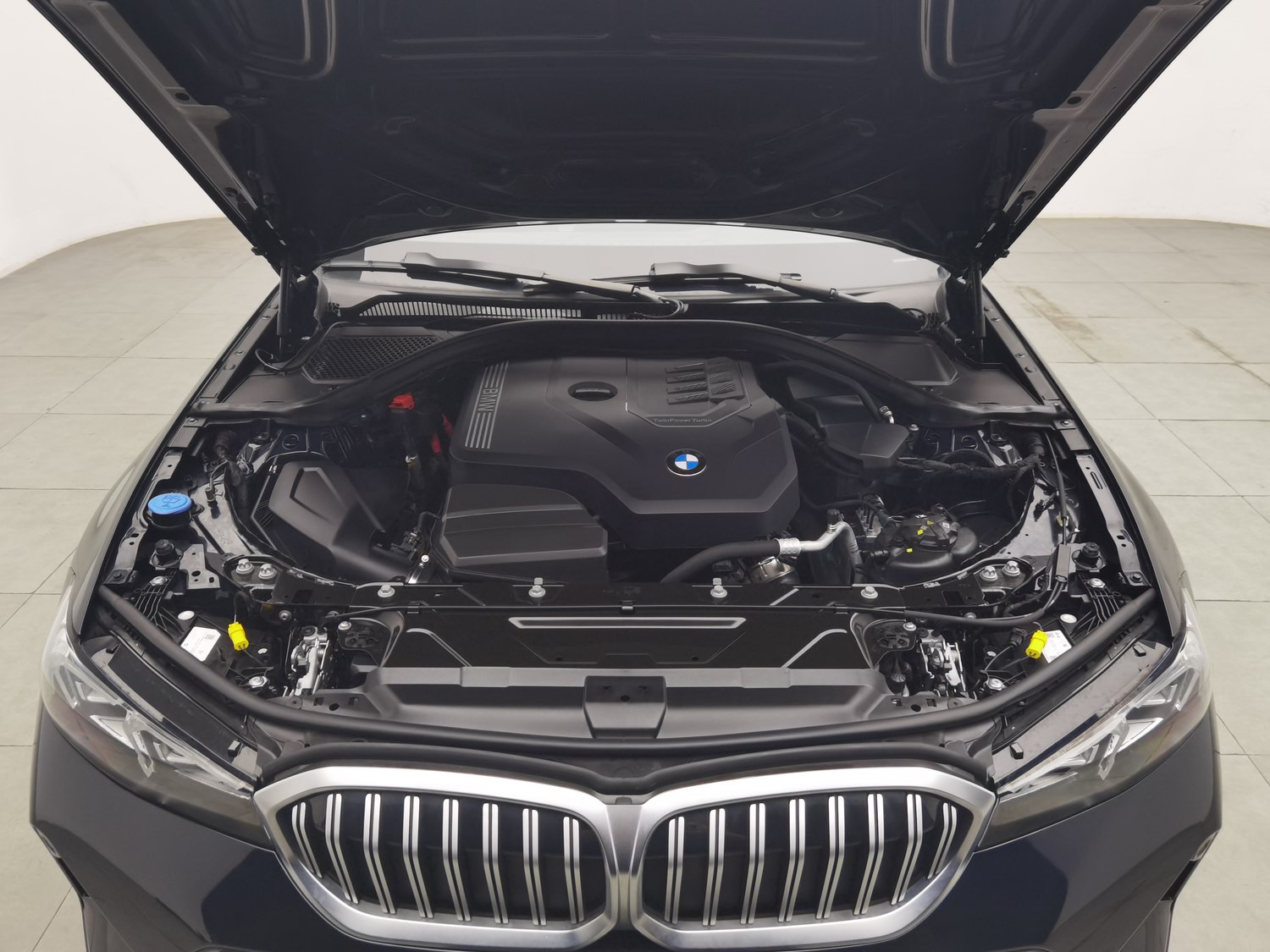 Used BMW 3 Series 2024 2.0 AT