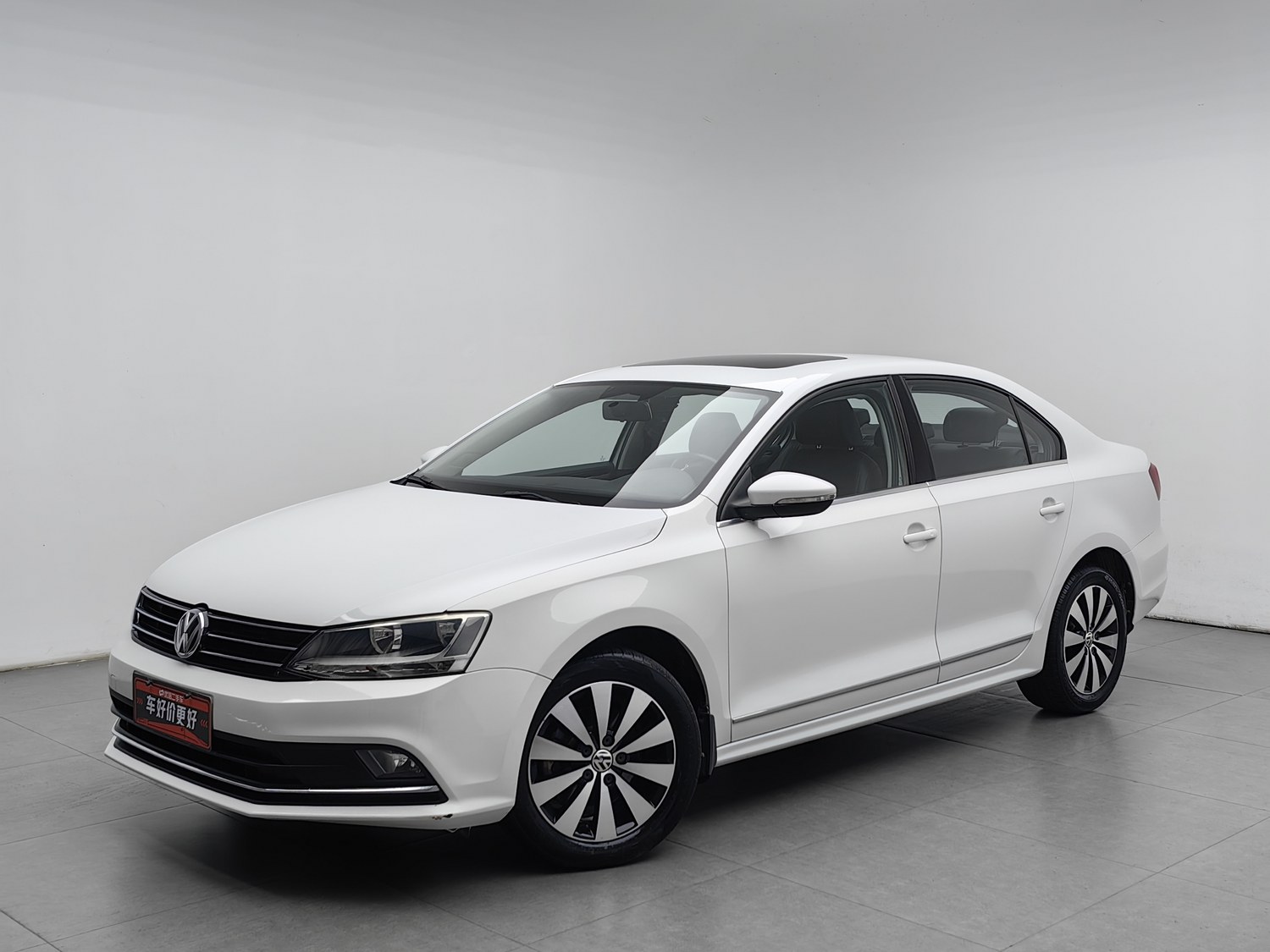 Used Volkswagen Sagitar 2017 1.6 AT