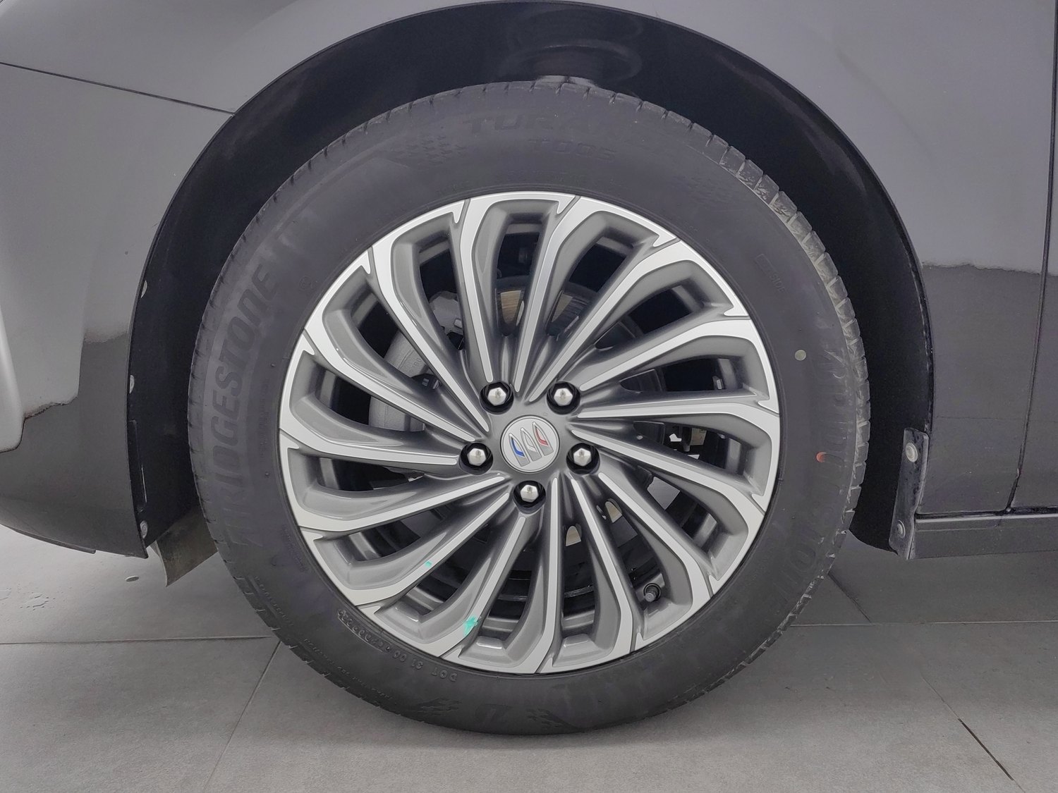 Used Buick LaCrosse 2023 2.0 AT