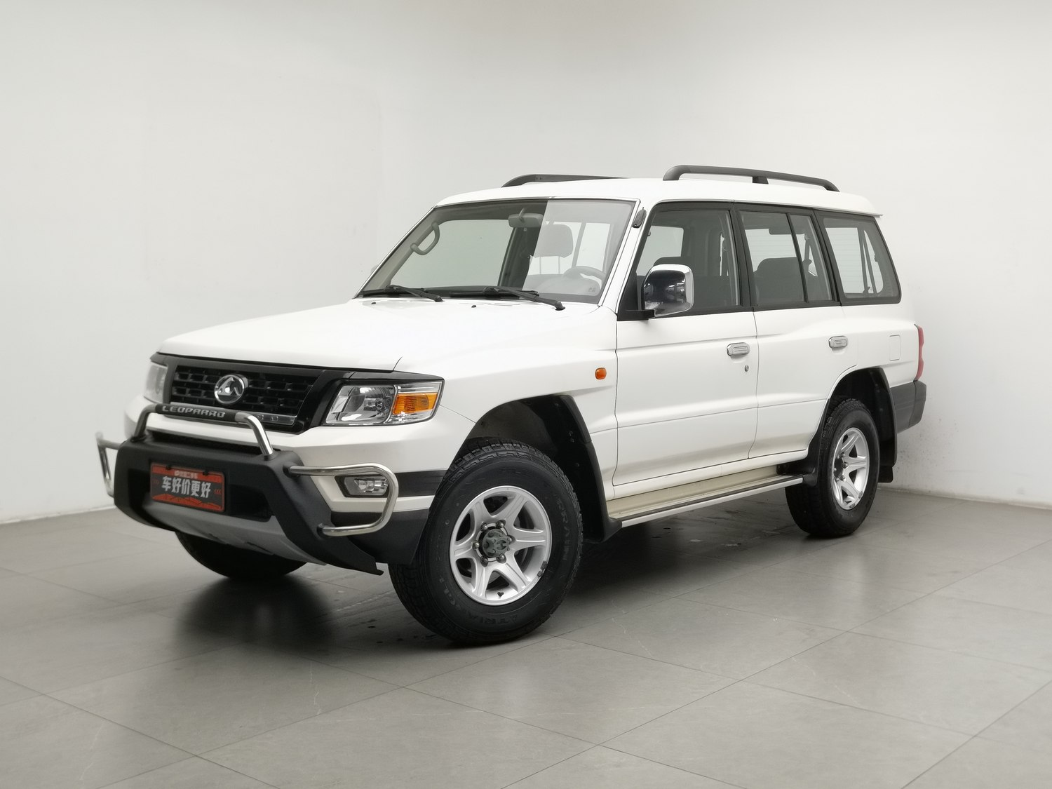Used Leopaard Q6 2015 2.4 MT