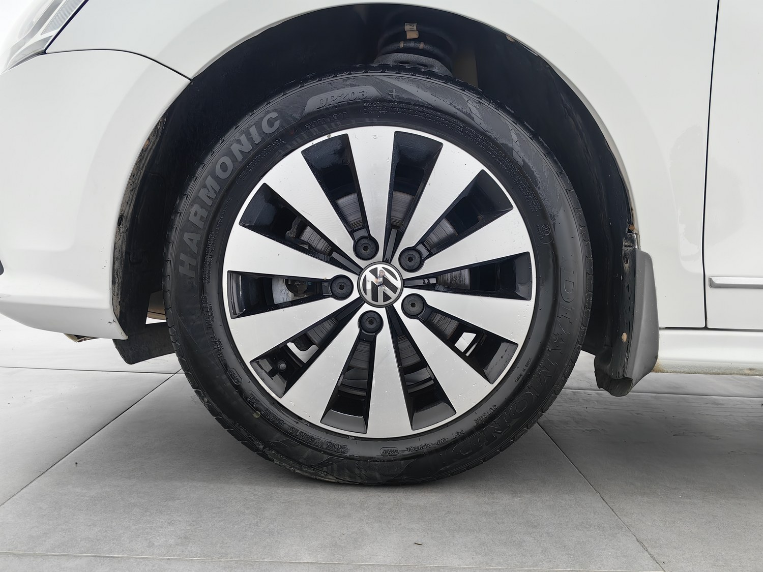Used Volkswagen Sagitar 2017 1.6 AT