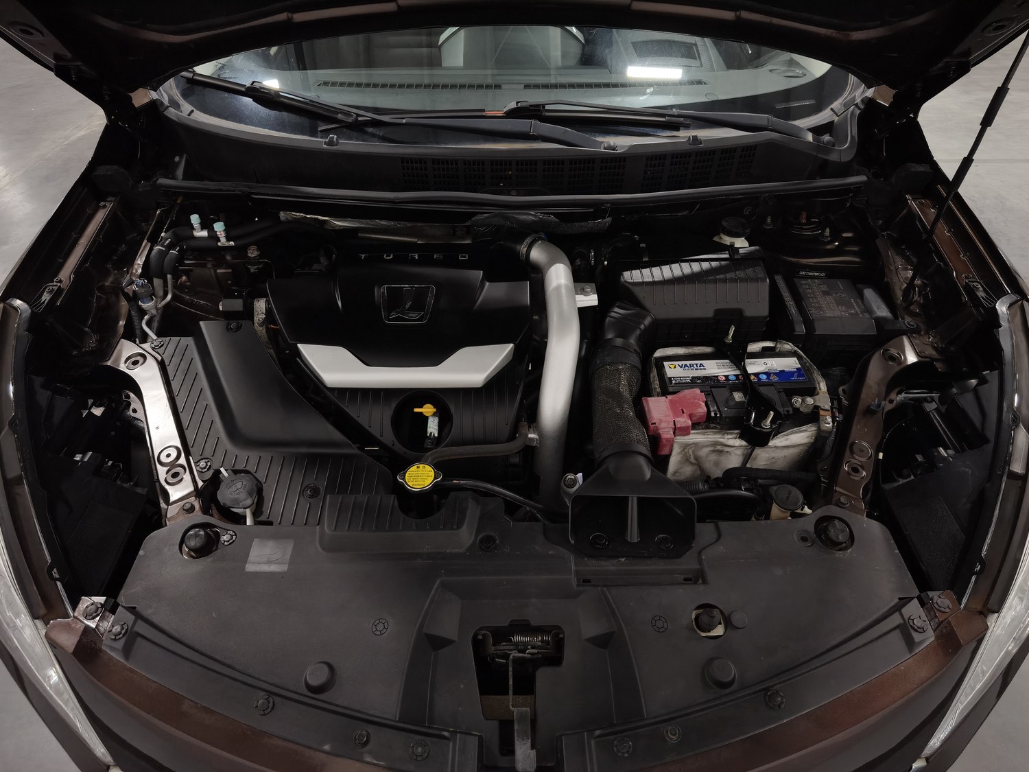 Used Luxgen U6 2015 1.8 AT