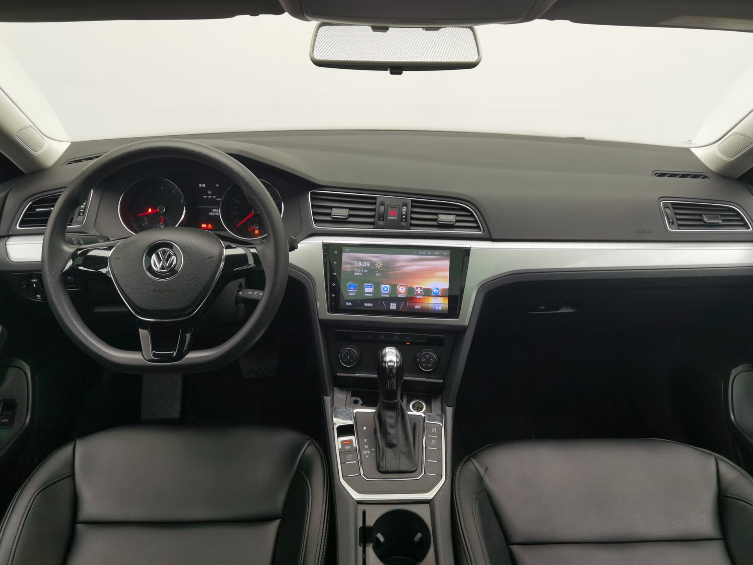 Used Volkswagen Lamando 2017 1.4 AT