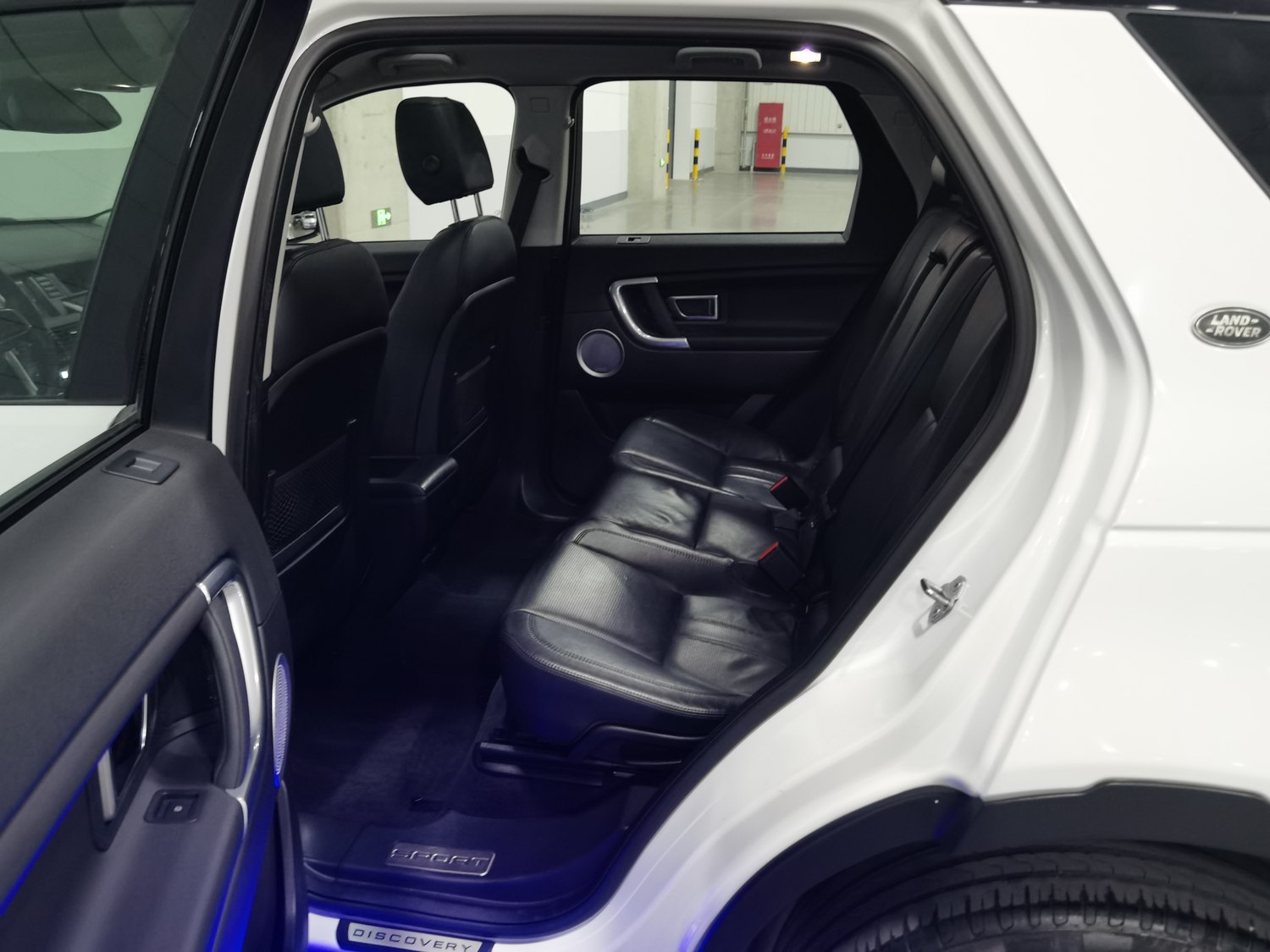 Used Land Rover Discovery Sport (Imported) 2015 2.0 AT