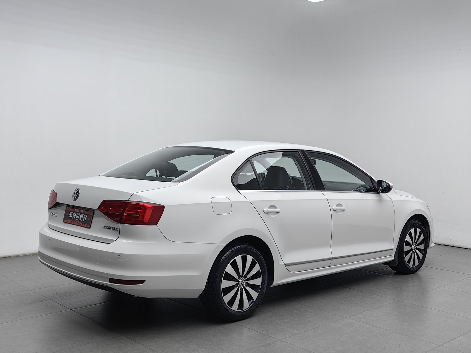 Used Volkswagen Sagitar 2017 1.6 AT