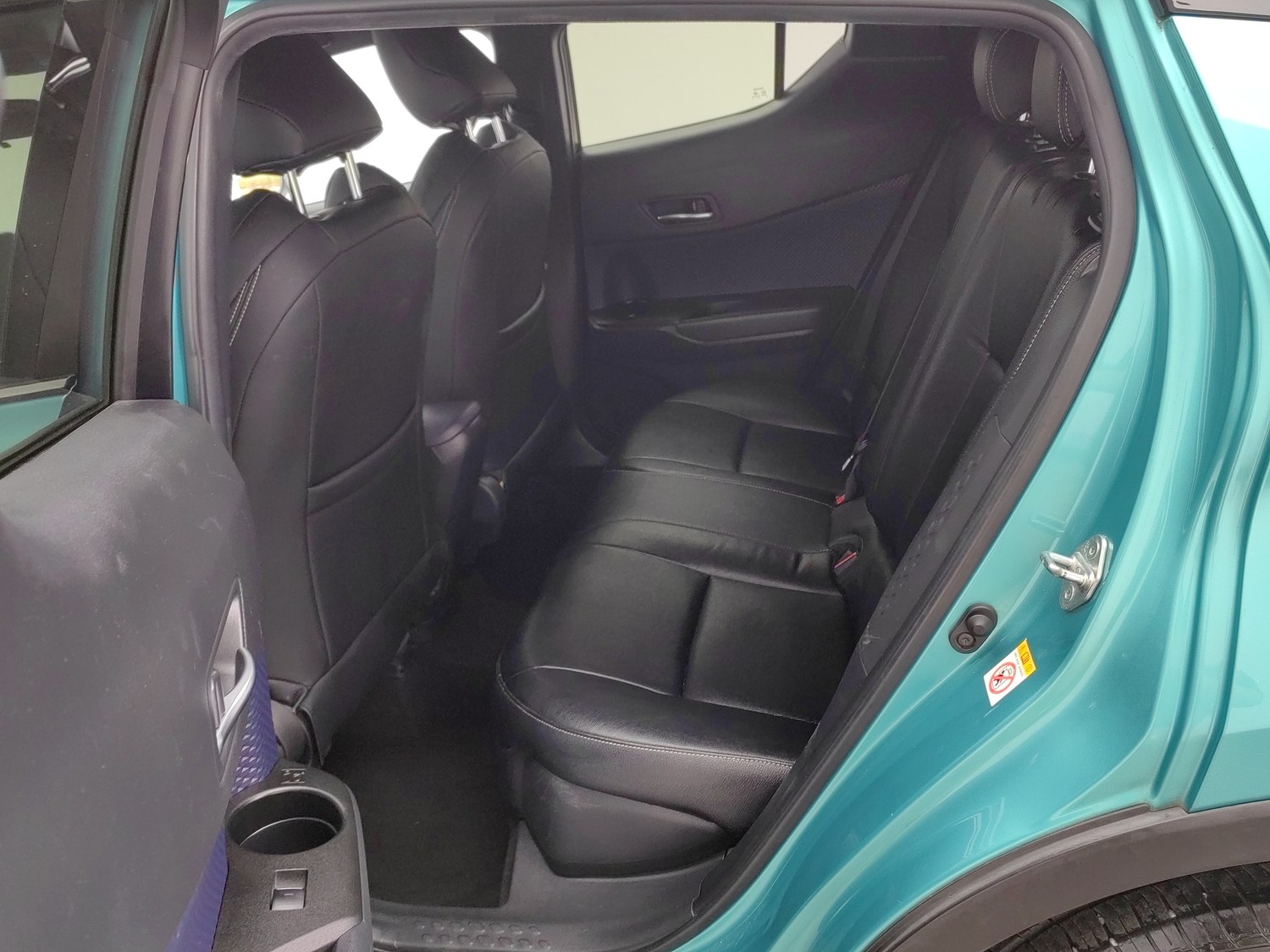 Used Toyota C-HR 2018 2.0 AT