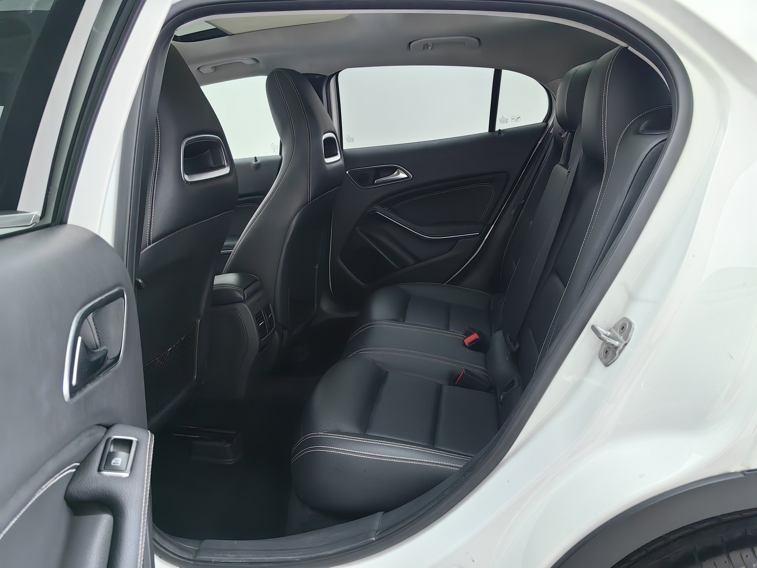 Used Mercedes-Benz GLA 2016 1.6 AT