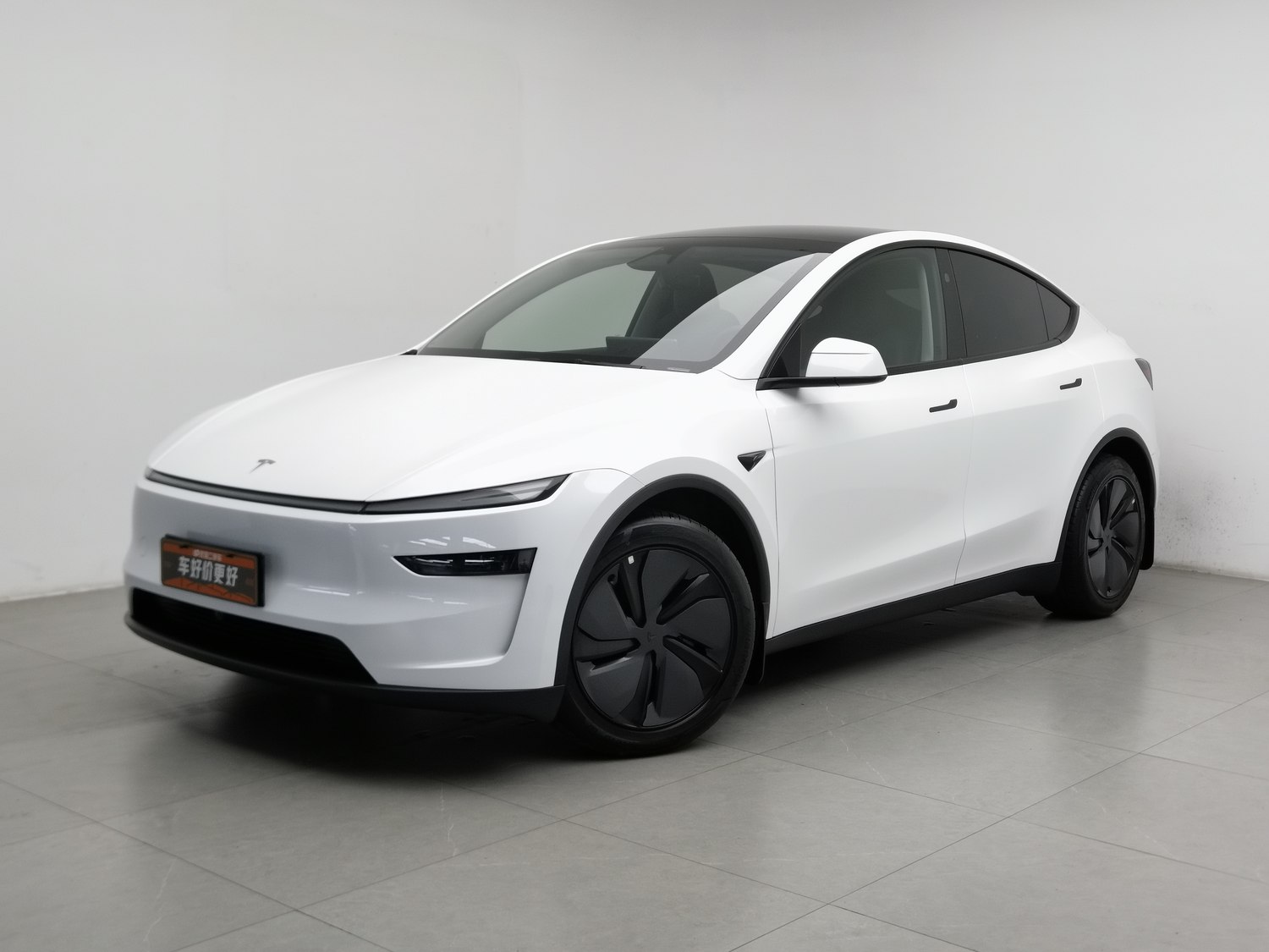 Used Tesla Model Y 2025