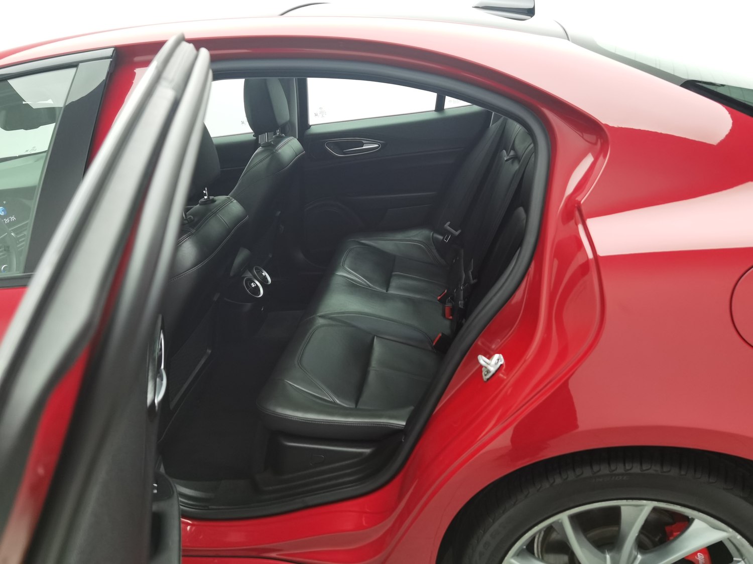 Used Alfa Romeo Giulia 2017 2.0 AT