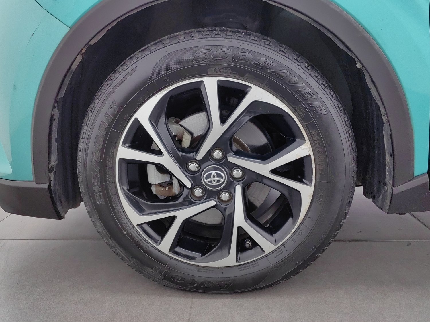 Used Toyota C-HR 2018 2.0 AT