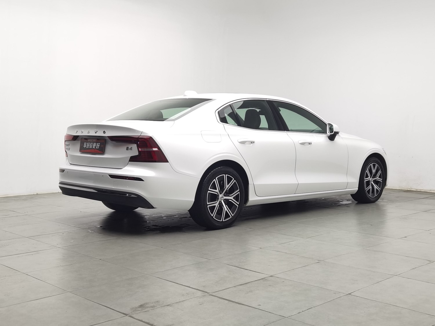 Used Volvo S60 2023 2.0 AT