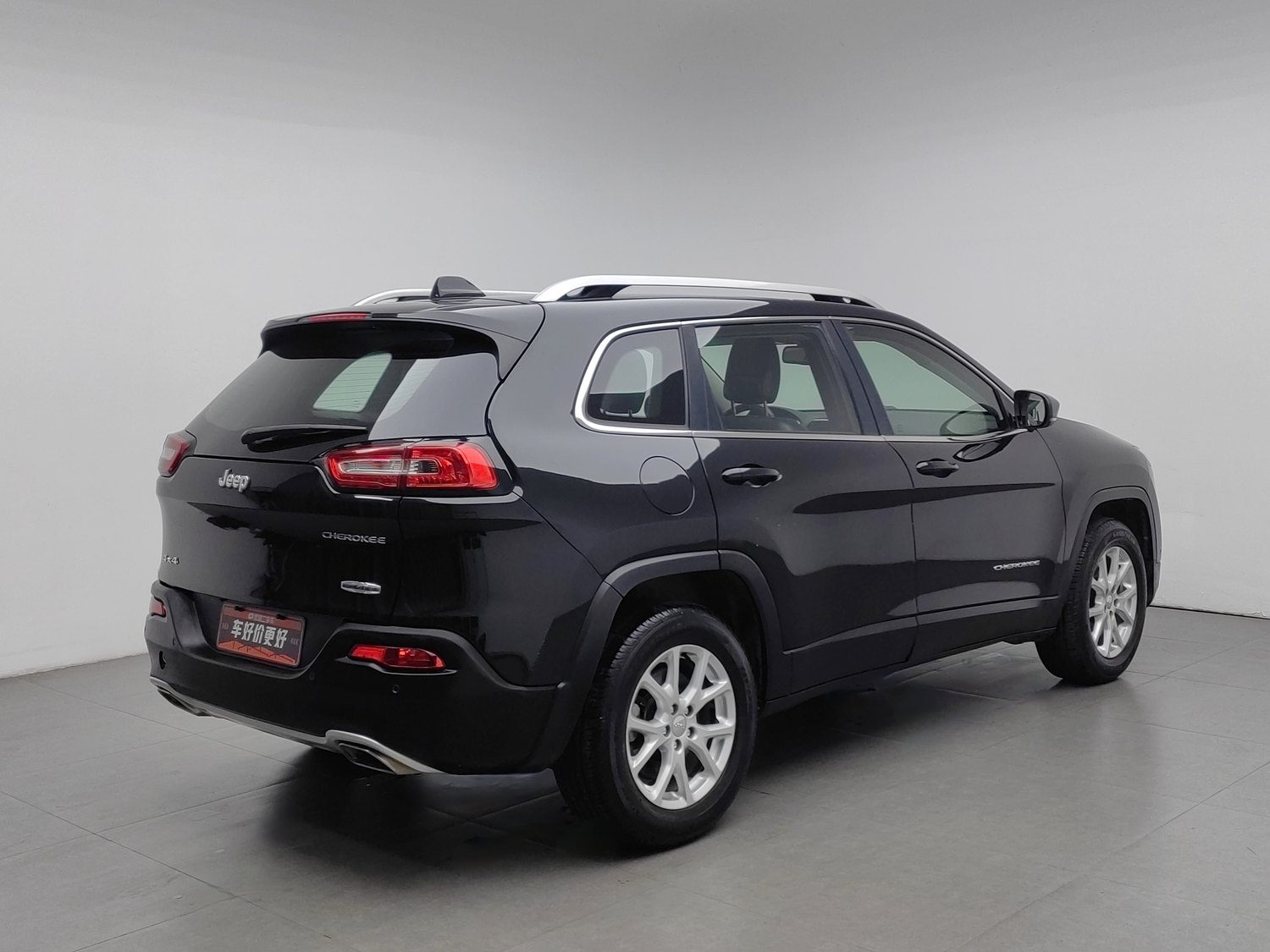 Used Jeep Cherokee 2016 2.4 AT