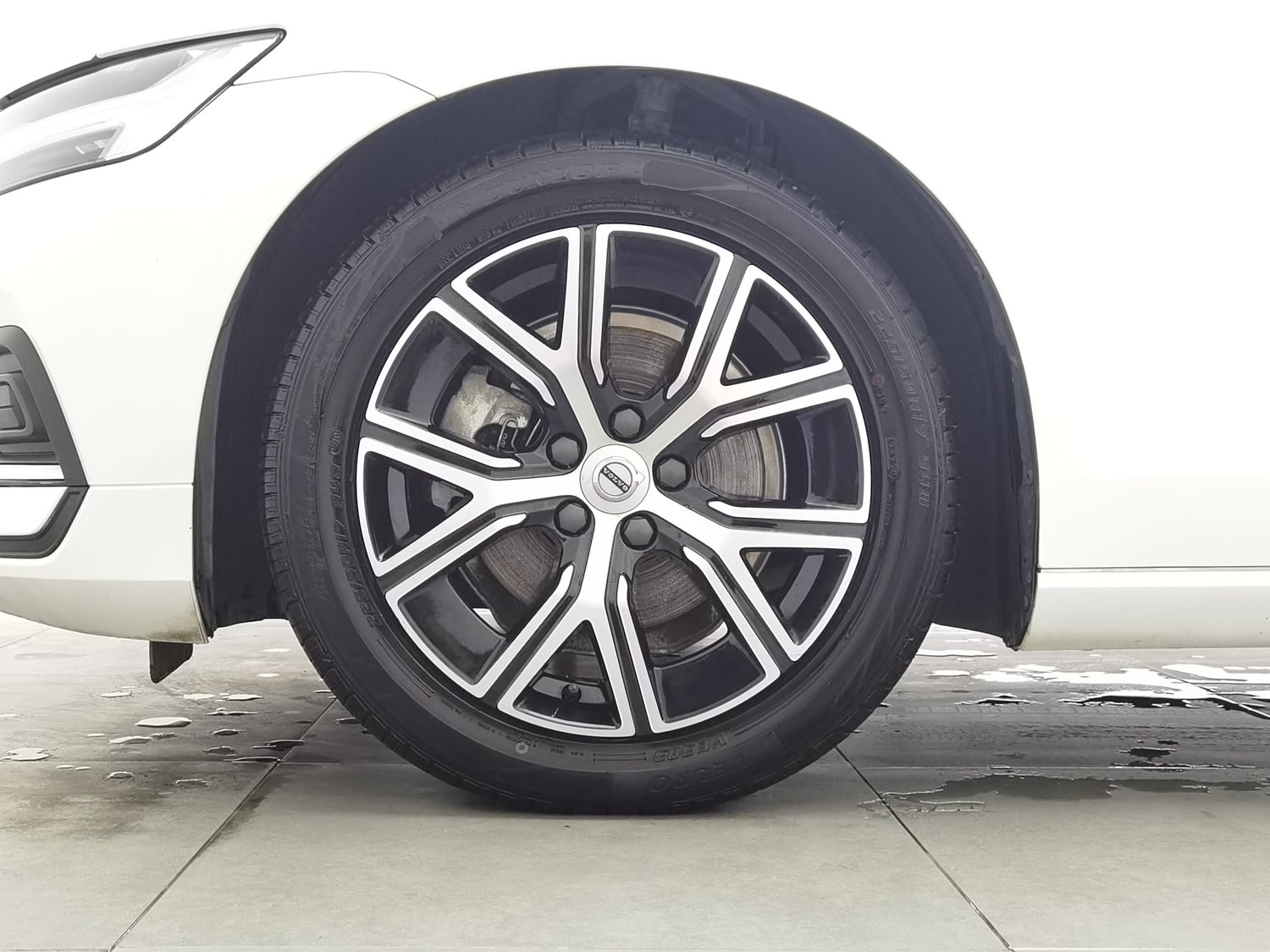 Used Volvo S60 2023 2.0 AT