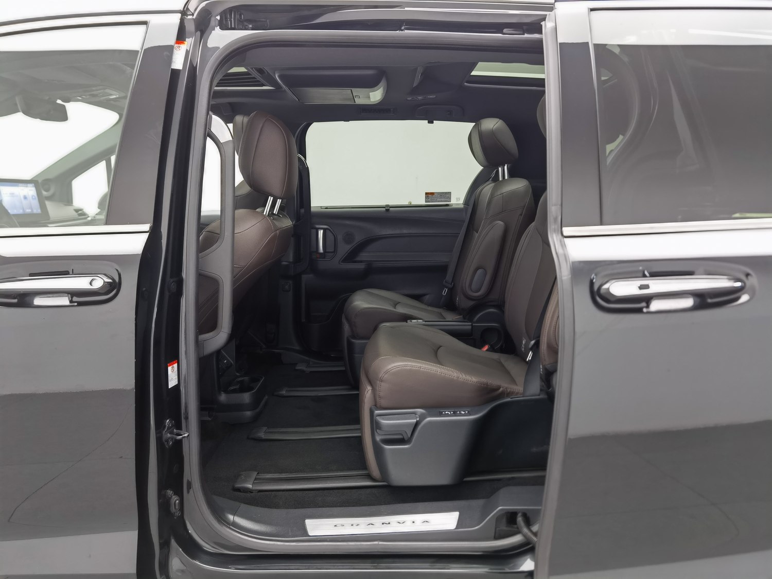 Used Toyota Granvia 2023 2.5 AT