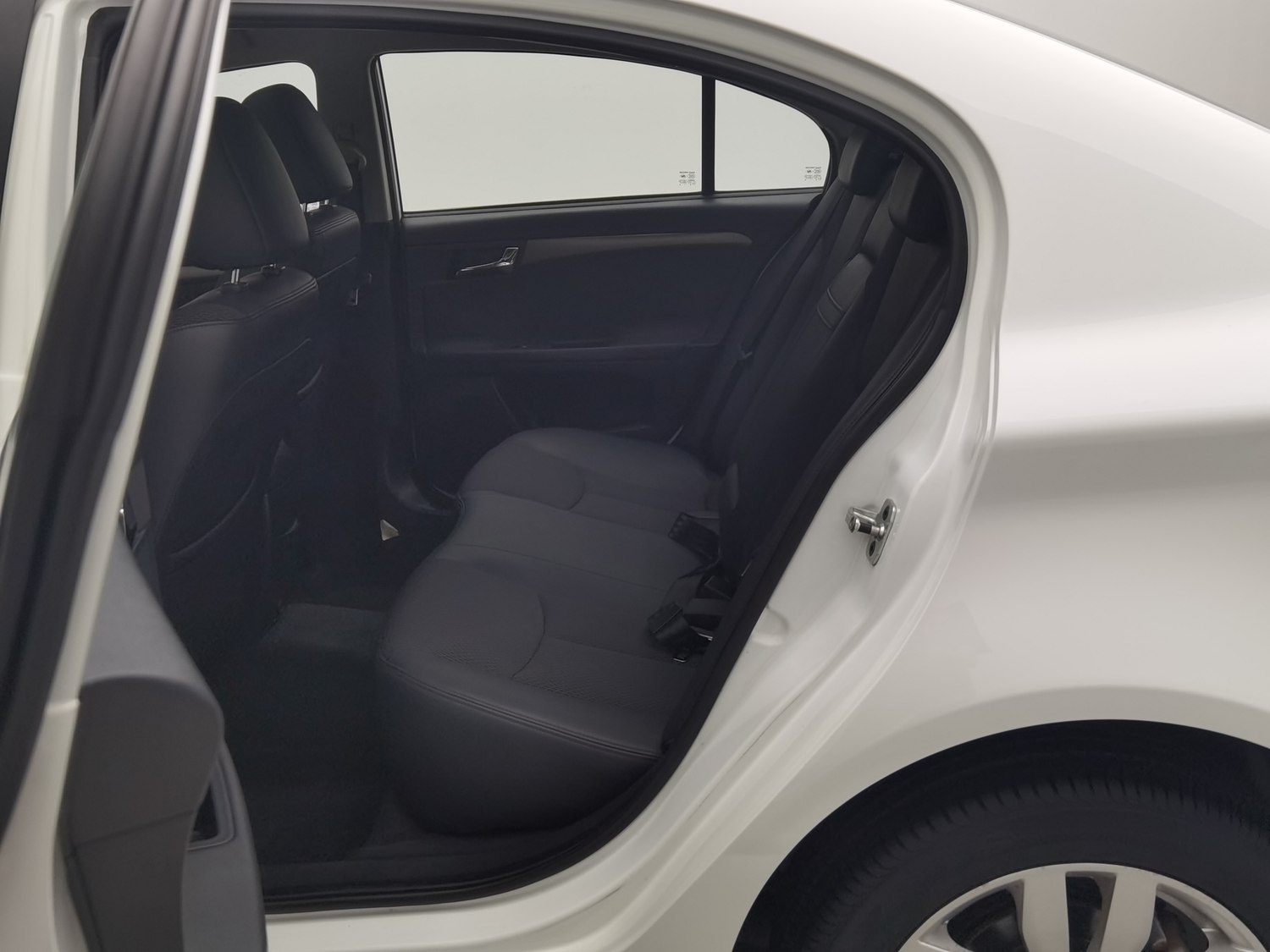 Used Roewe 350 2014 1.5 AT