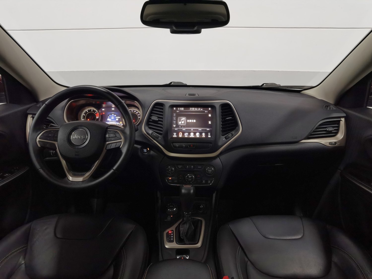 Used Jeep Cherokee 2016 2.4 AT