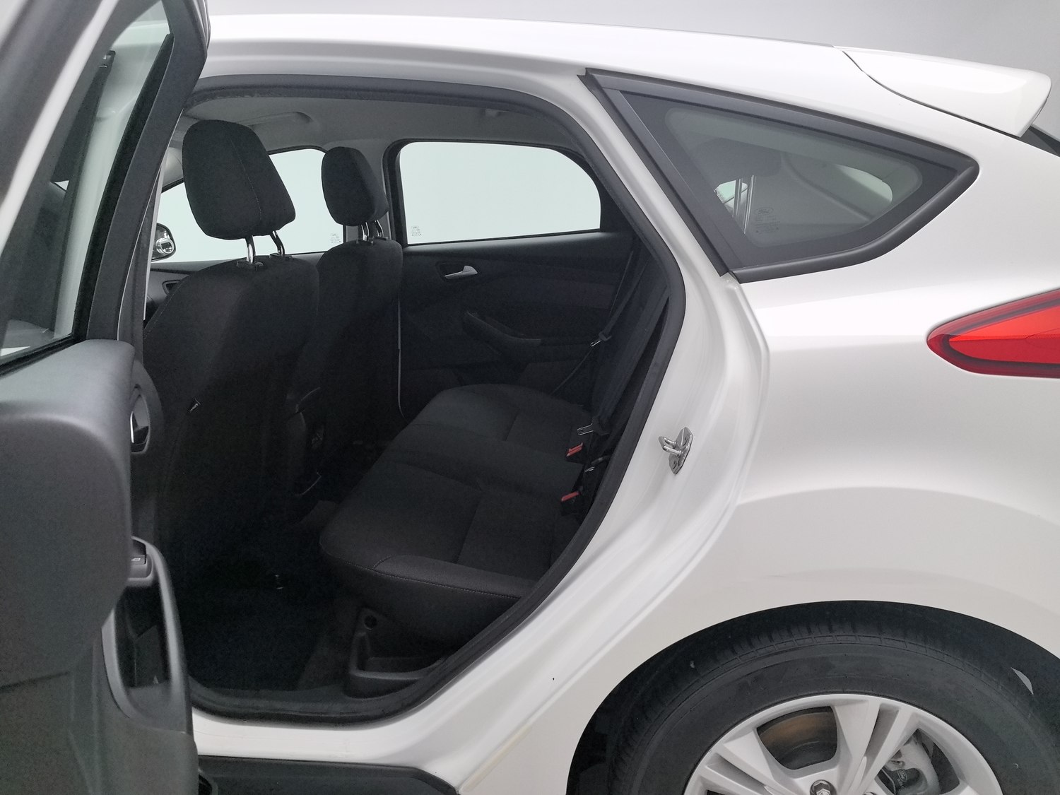 Used Ford Focus 2018 1.6 MT