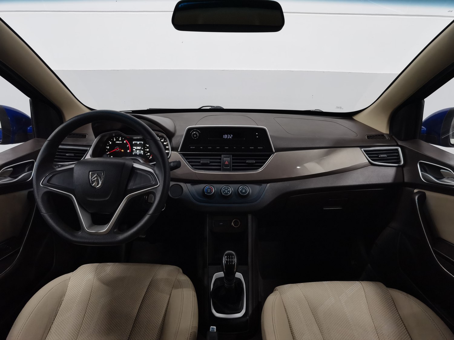 Used Baojun 310W 2017 1.5 MT