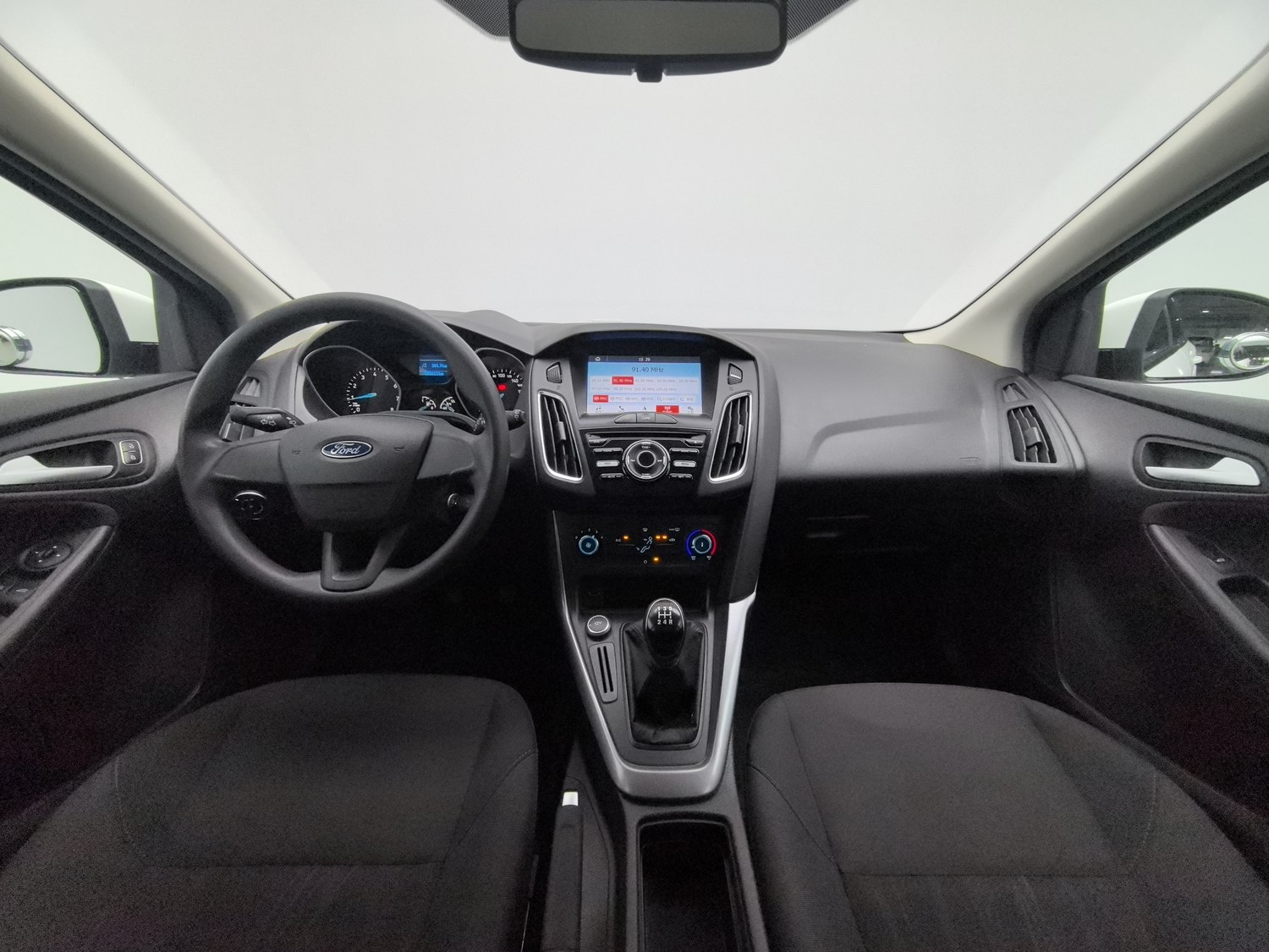 Used Ford Focus 2018 1.6 MT