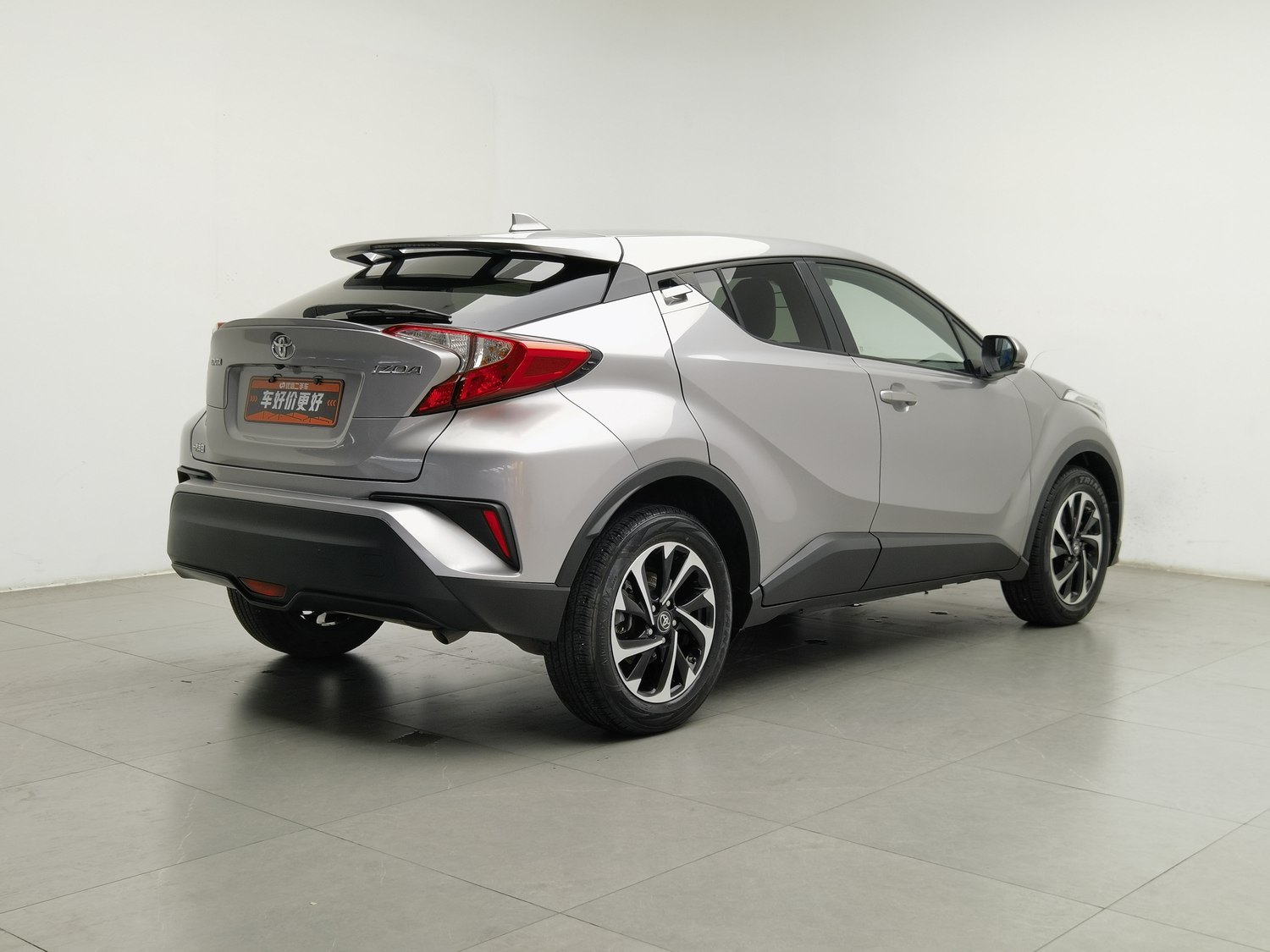 Used Toyota C-HR 2018 2.0 AT