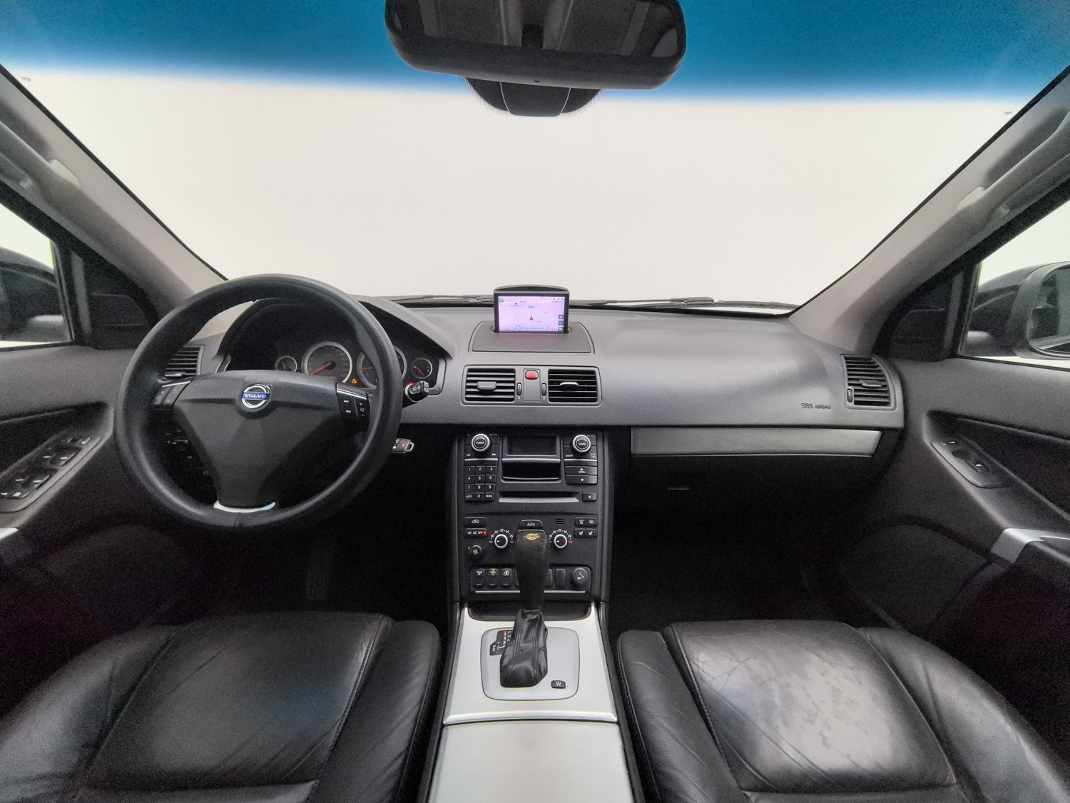 Used Volvo XC90 2013 2.5 AT