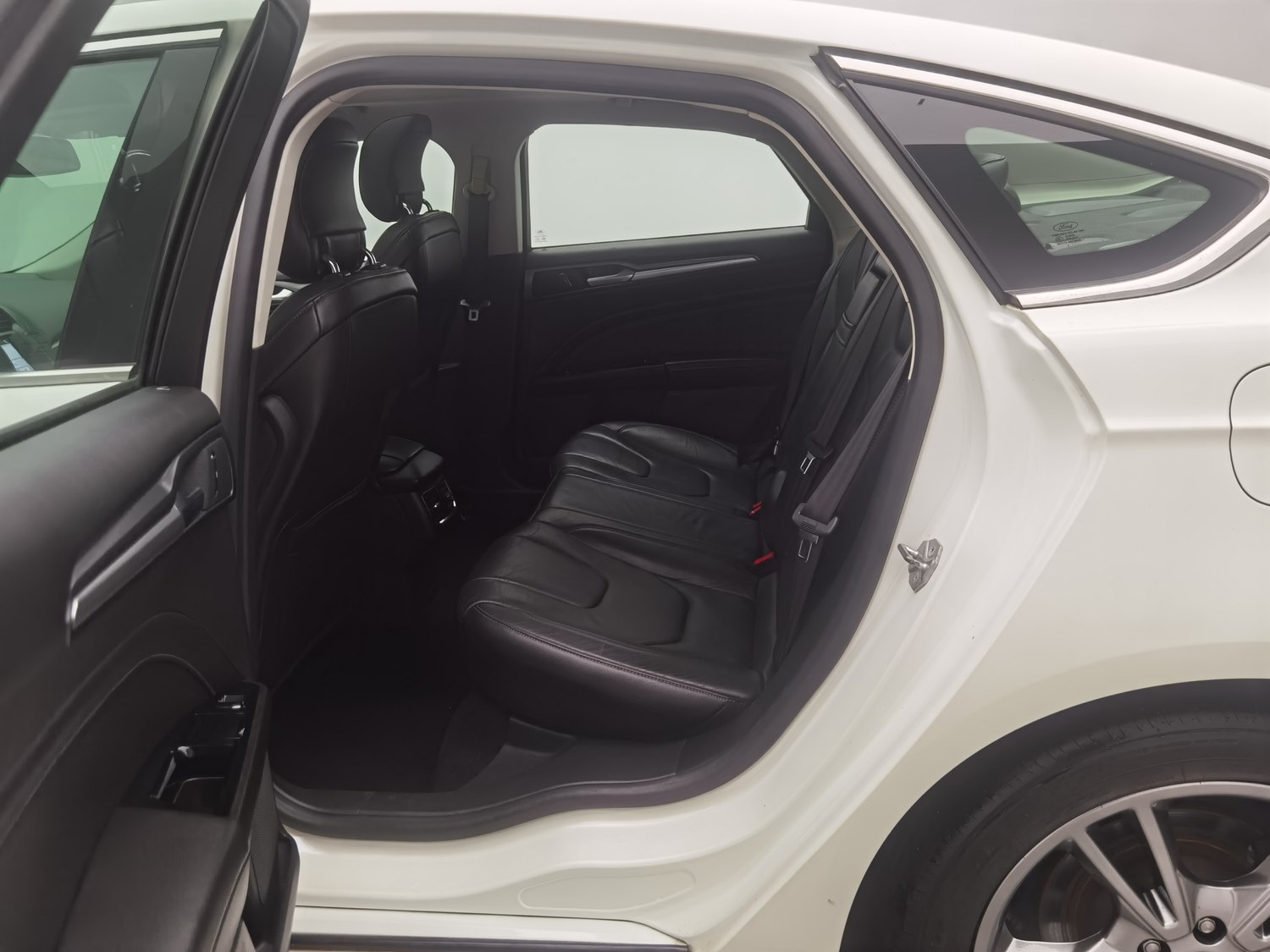 Used Ford Mondeo 2013 2.0 AT