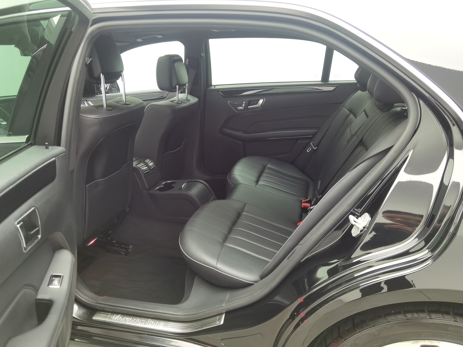 Used Mercedes-Benz E-Class 2015 2.0 AT