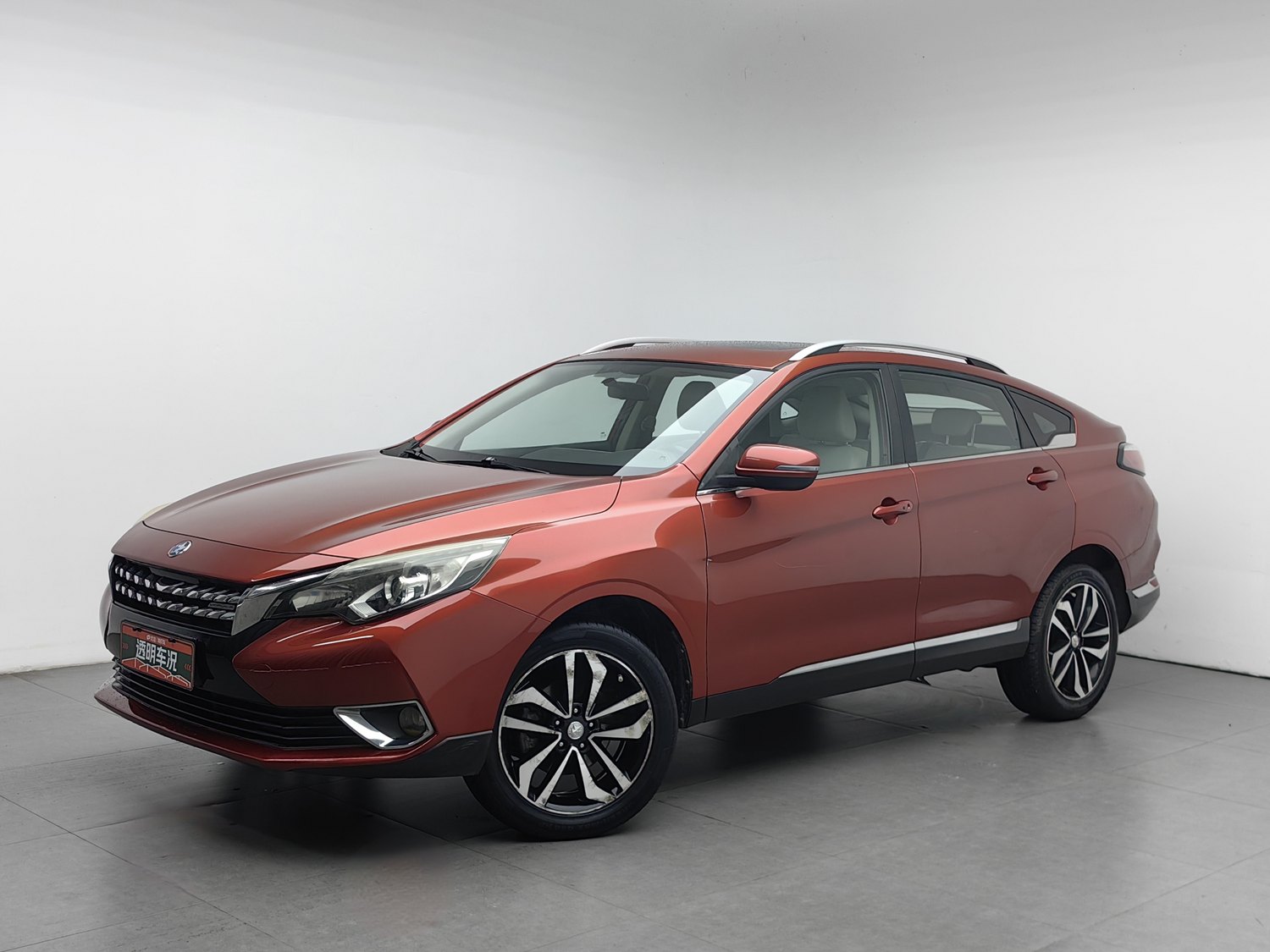 Used Venucia T90 2017 2.0 AT