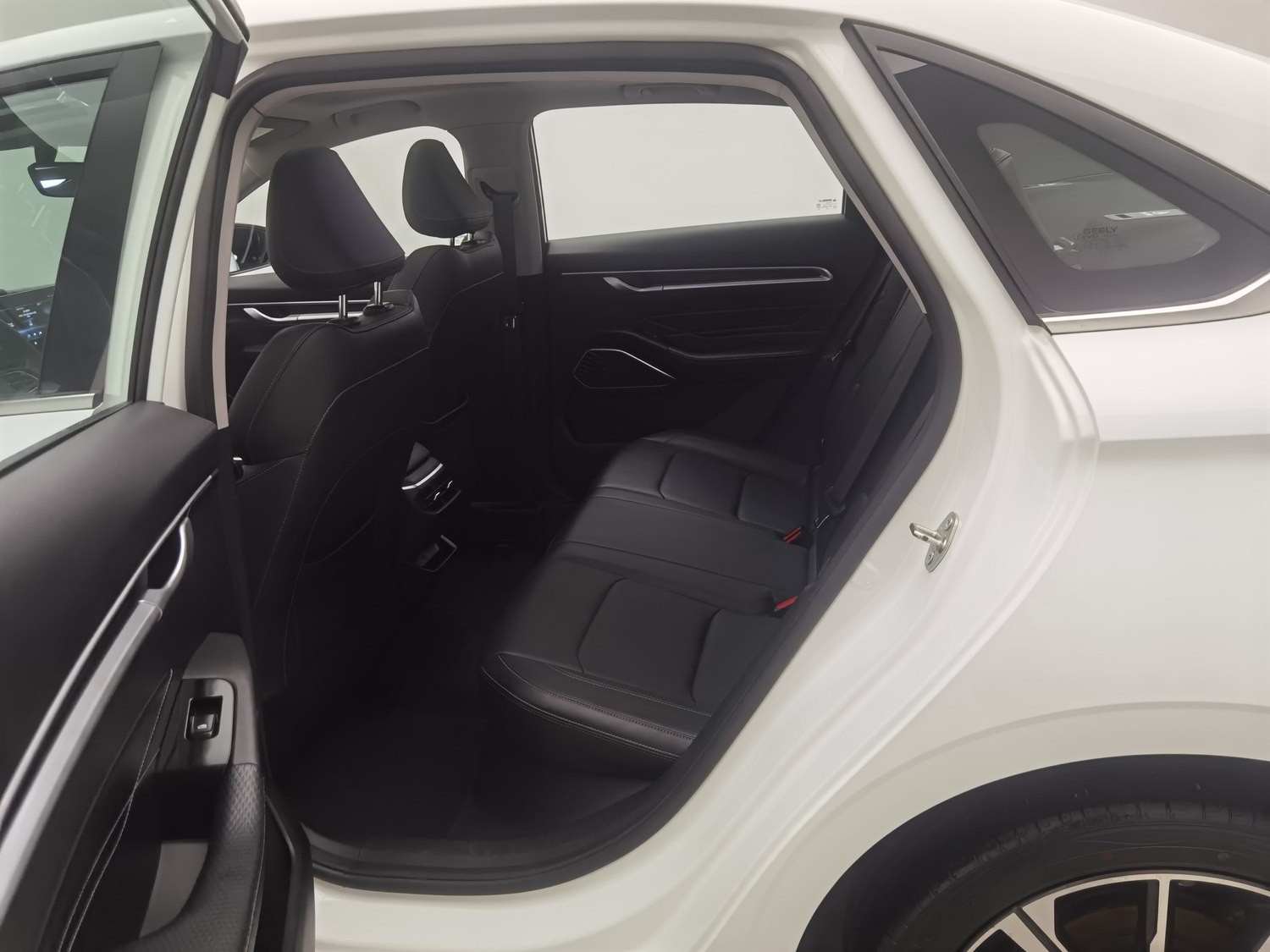 Used Geely Emgrand 2022 1.5 AT