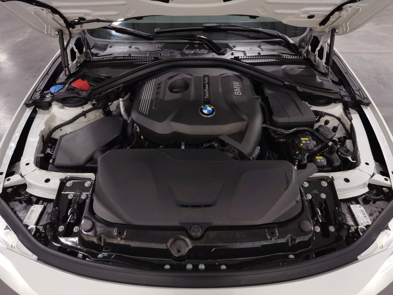 Used BMW 3 Series 2018 2.0 AT
