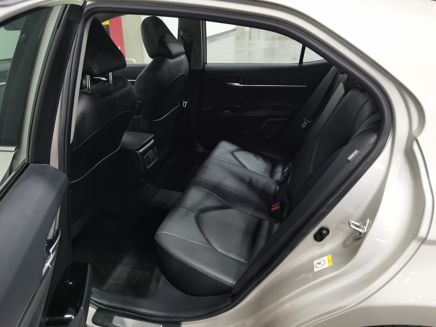 Used Toyota Camry 2018 2.0 AT