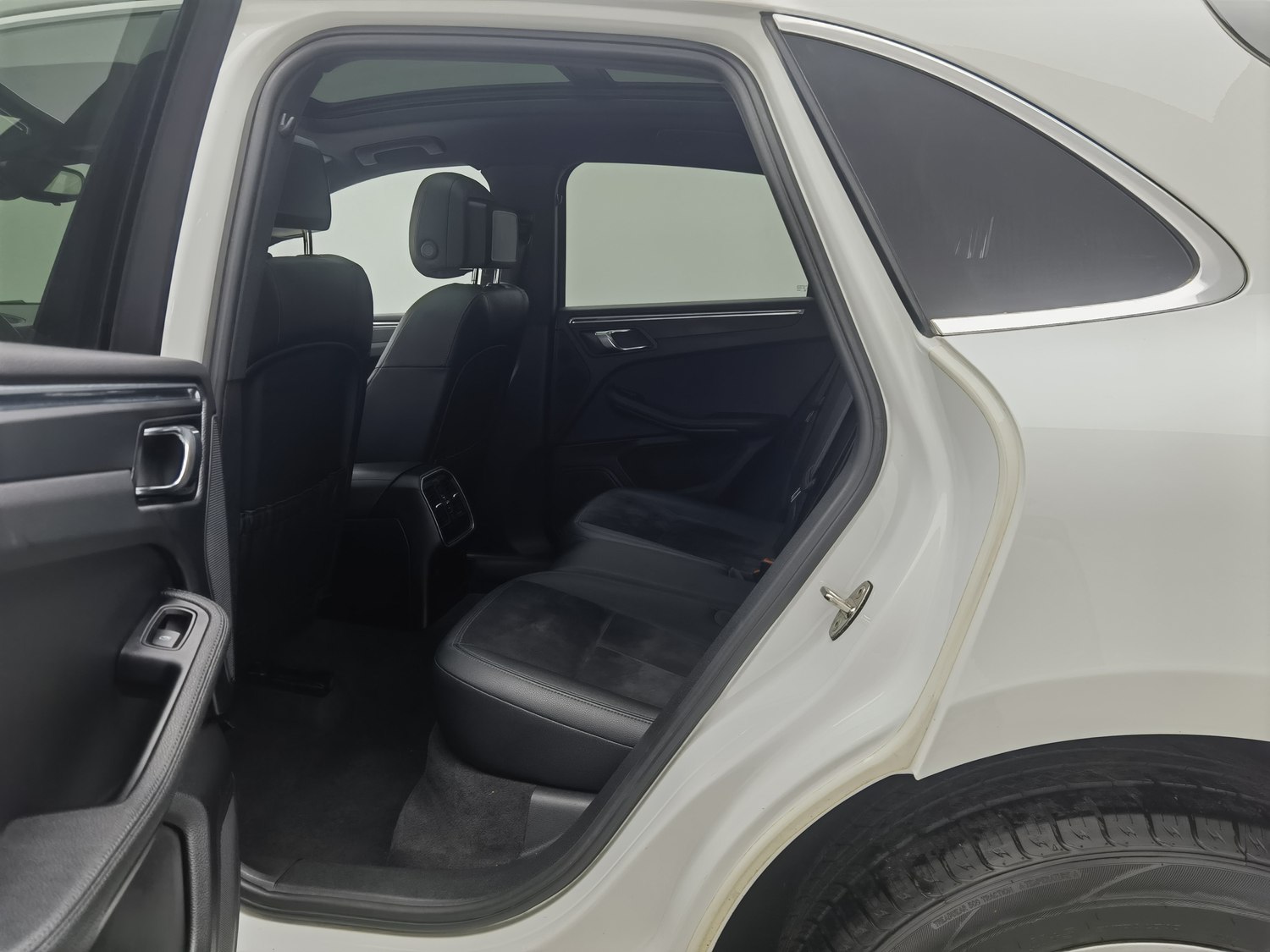 Used Porsche Macan 2017 2.0 AT
