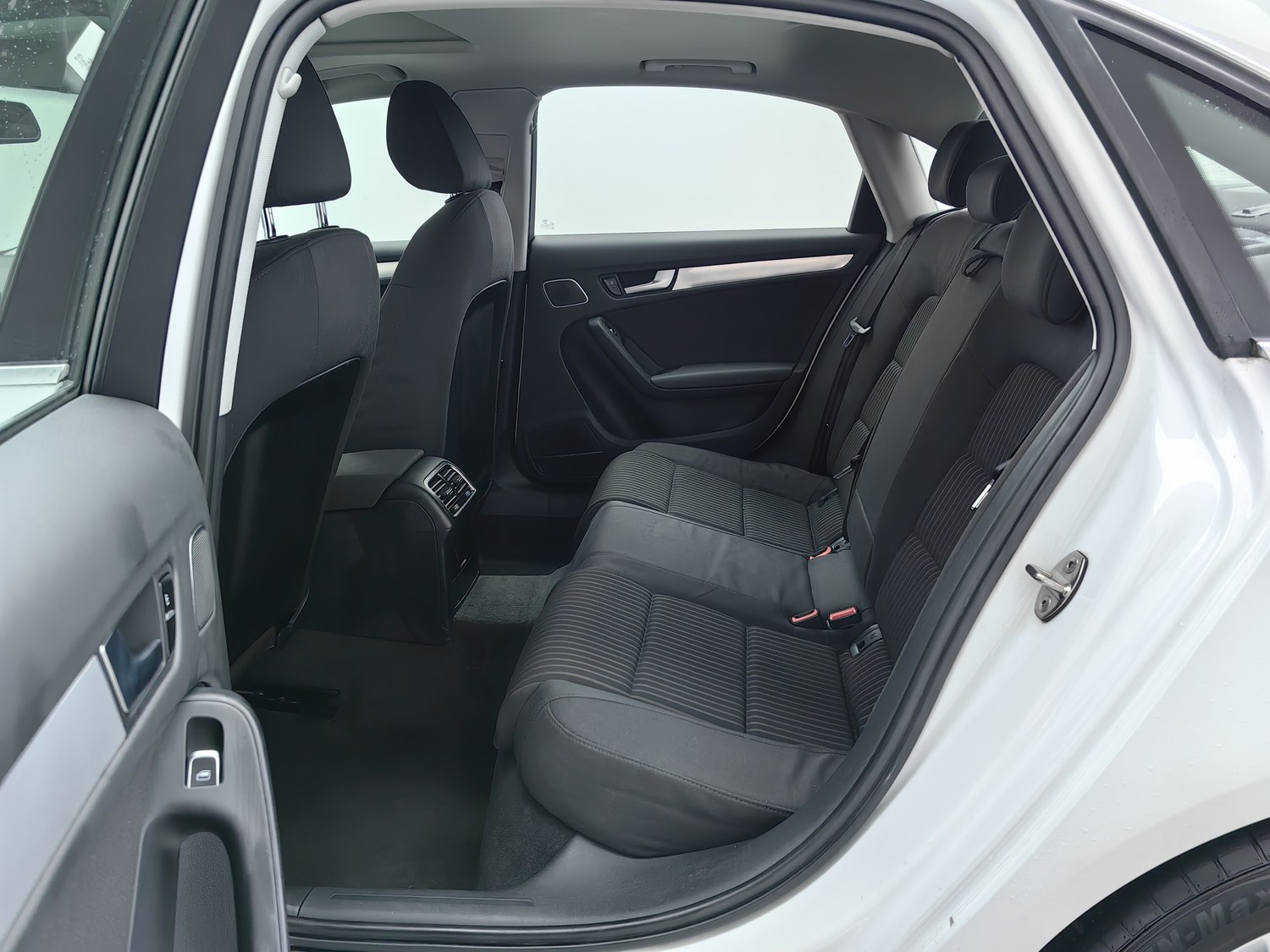Used Audi A4L 2015 2.0 AT