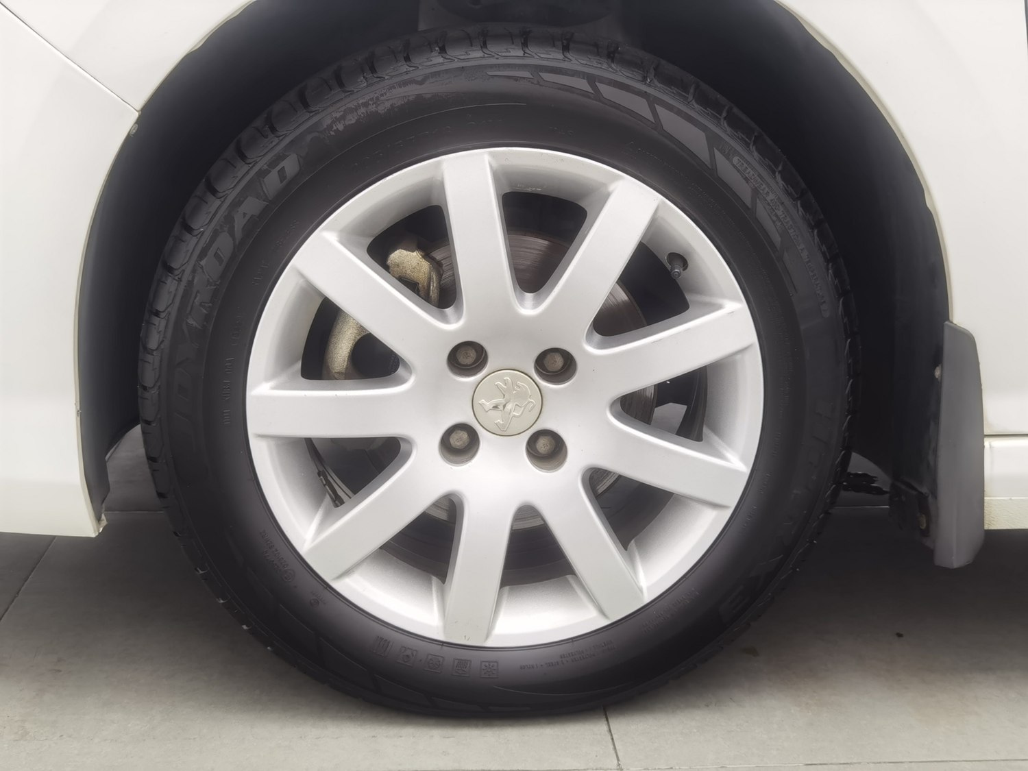 Used Peugeot 308 2014 1.6 AT