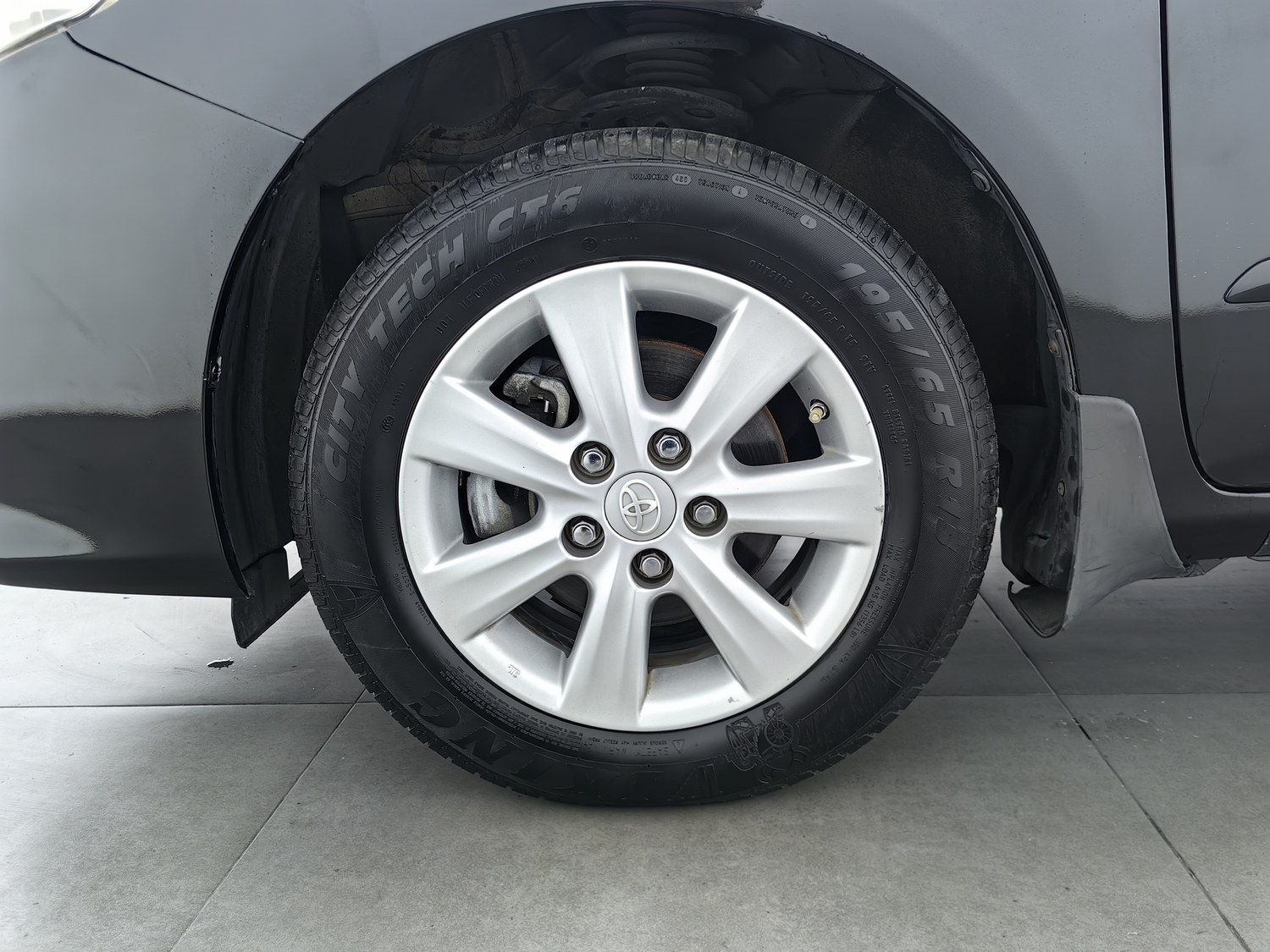 Used Toyota Corolla 2011 1.6 AT