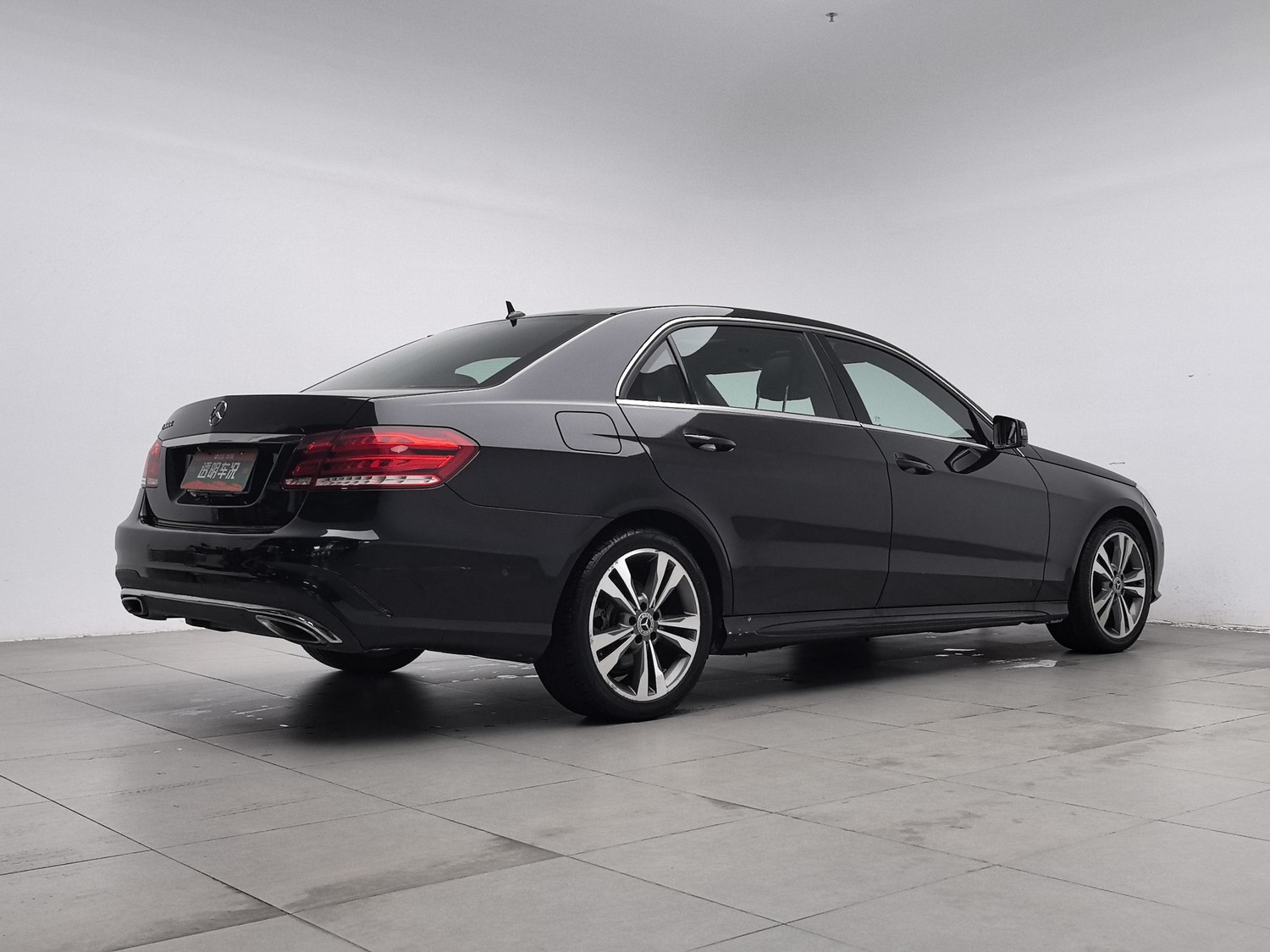 Used Mercedes-Benz E-Class 2015 2.0 AT