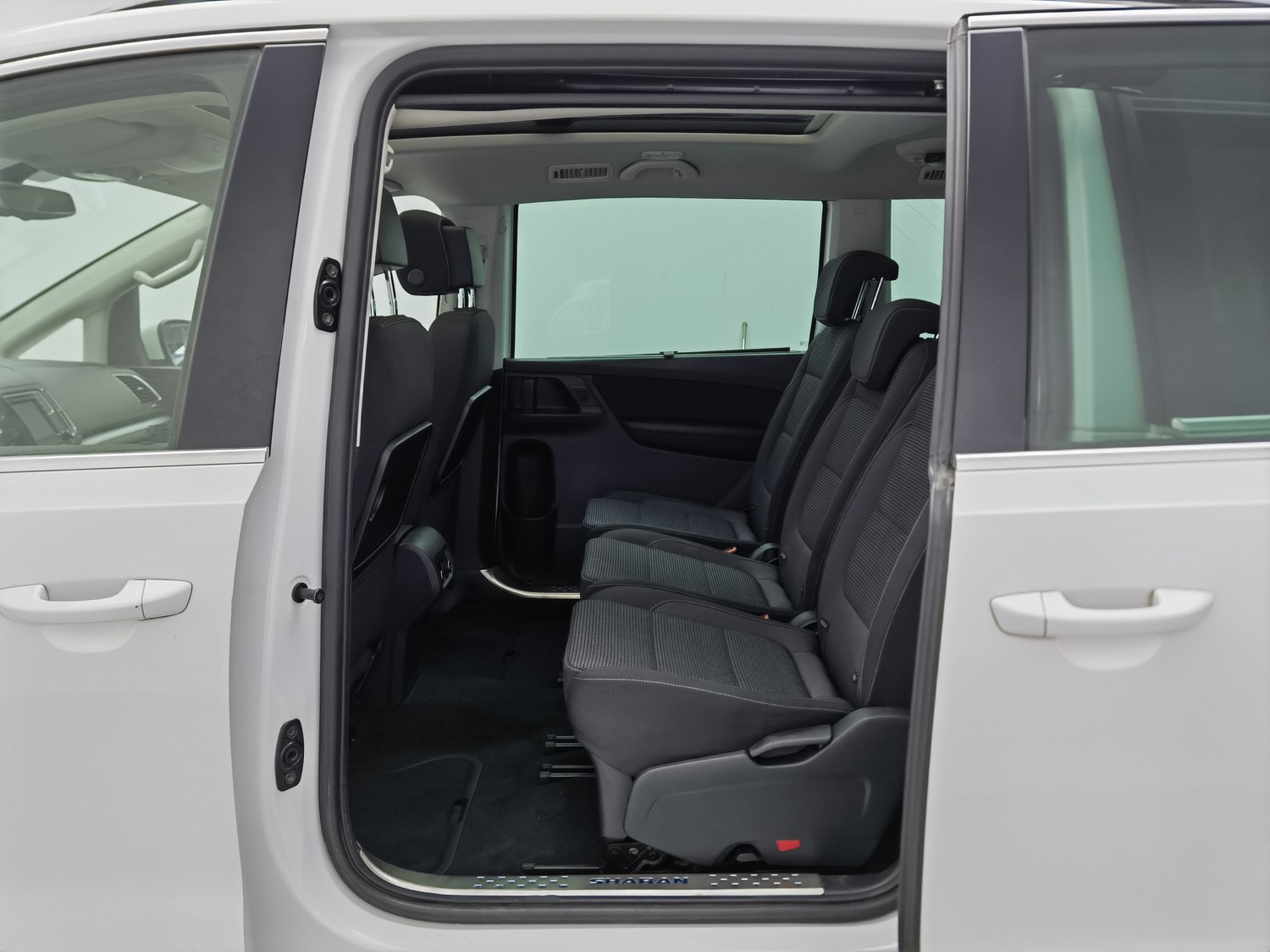 Used Volkswagen Sharan (Imported) 2016 1.4 AT