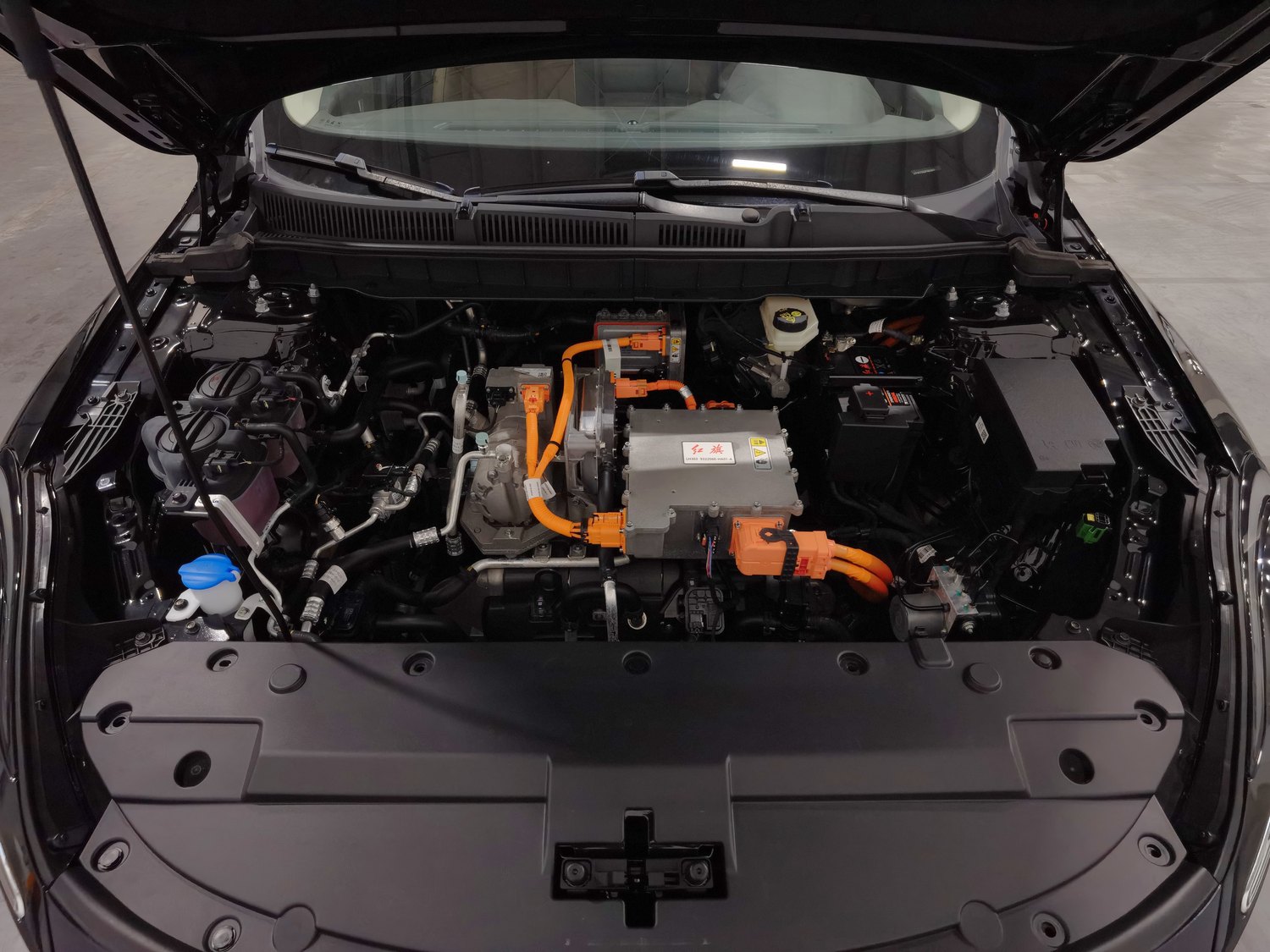 Used Hongqi E-QM5 2022