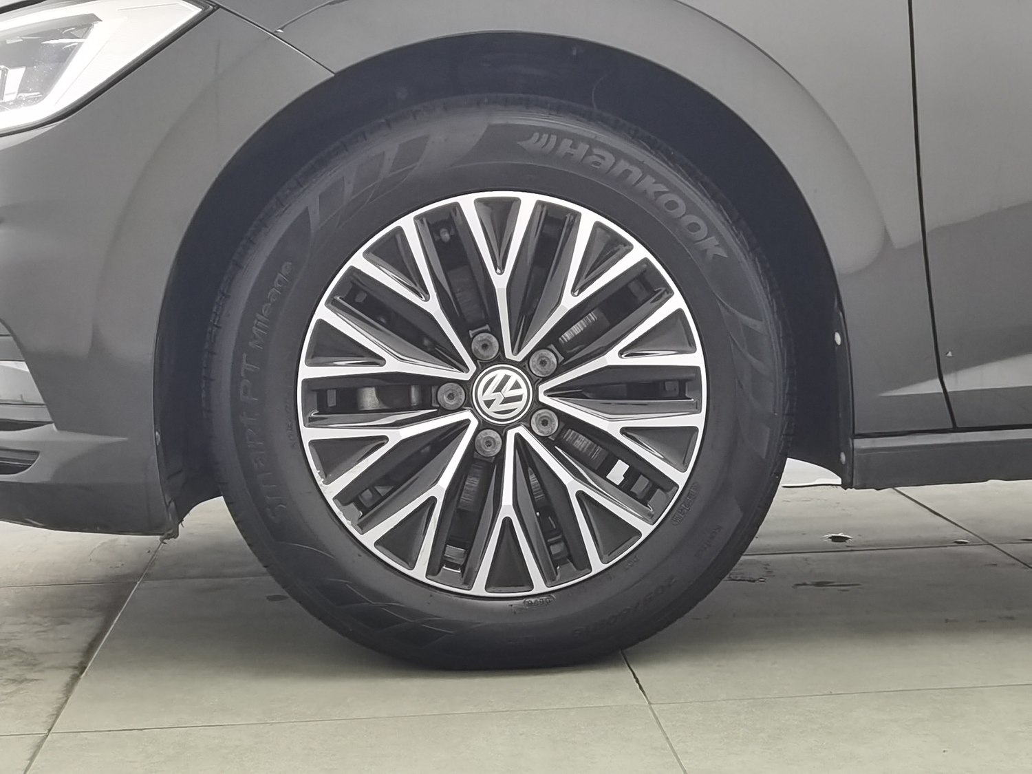 Used Volkswagen Sagitar 2019 1.4 AT