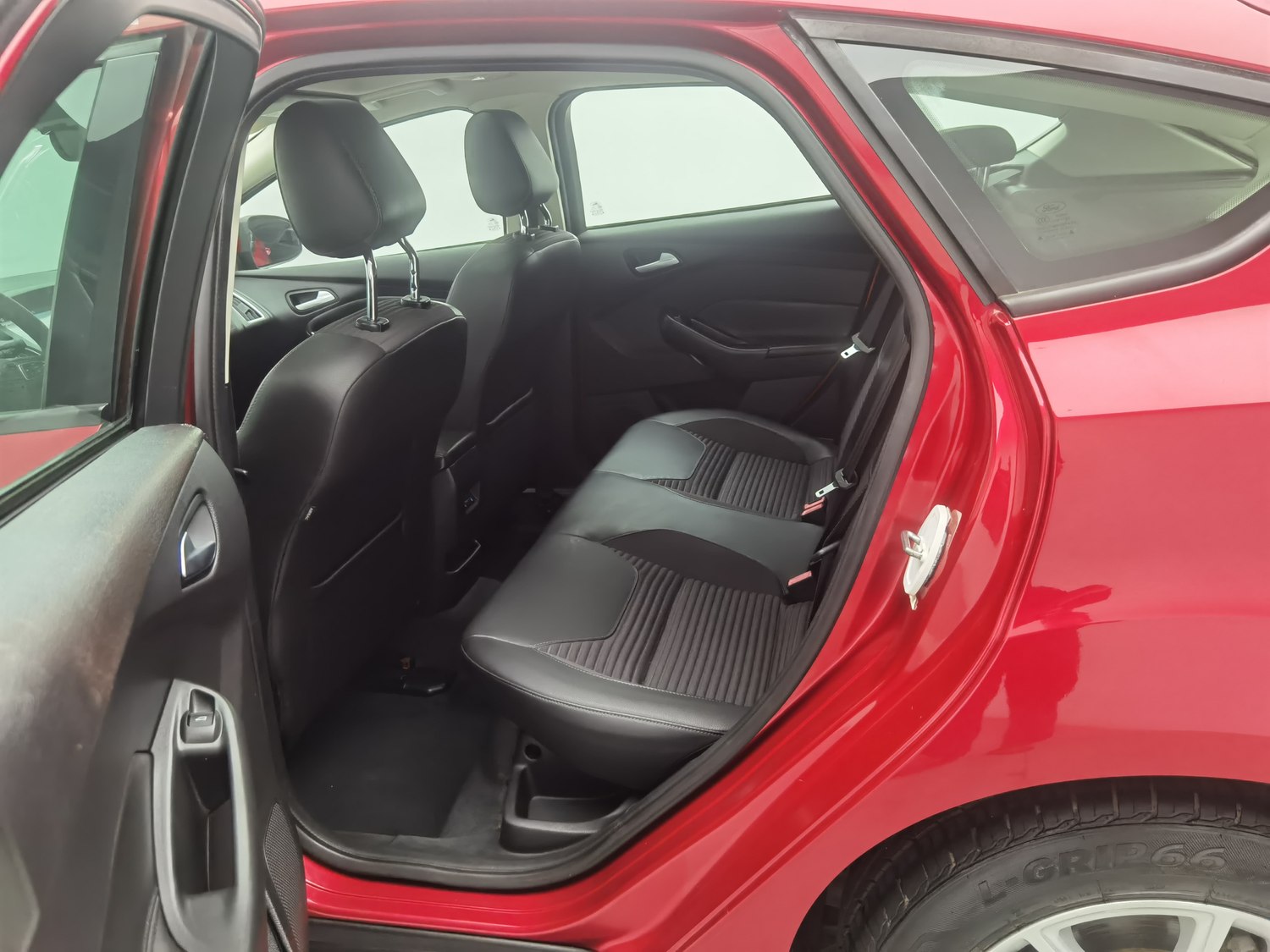 Used Ford Focus 2018 1.6 AT