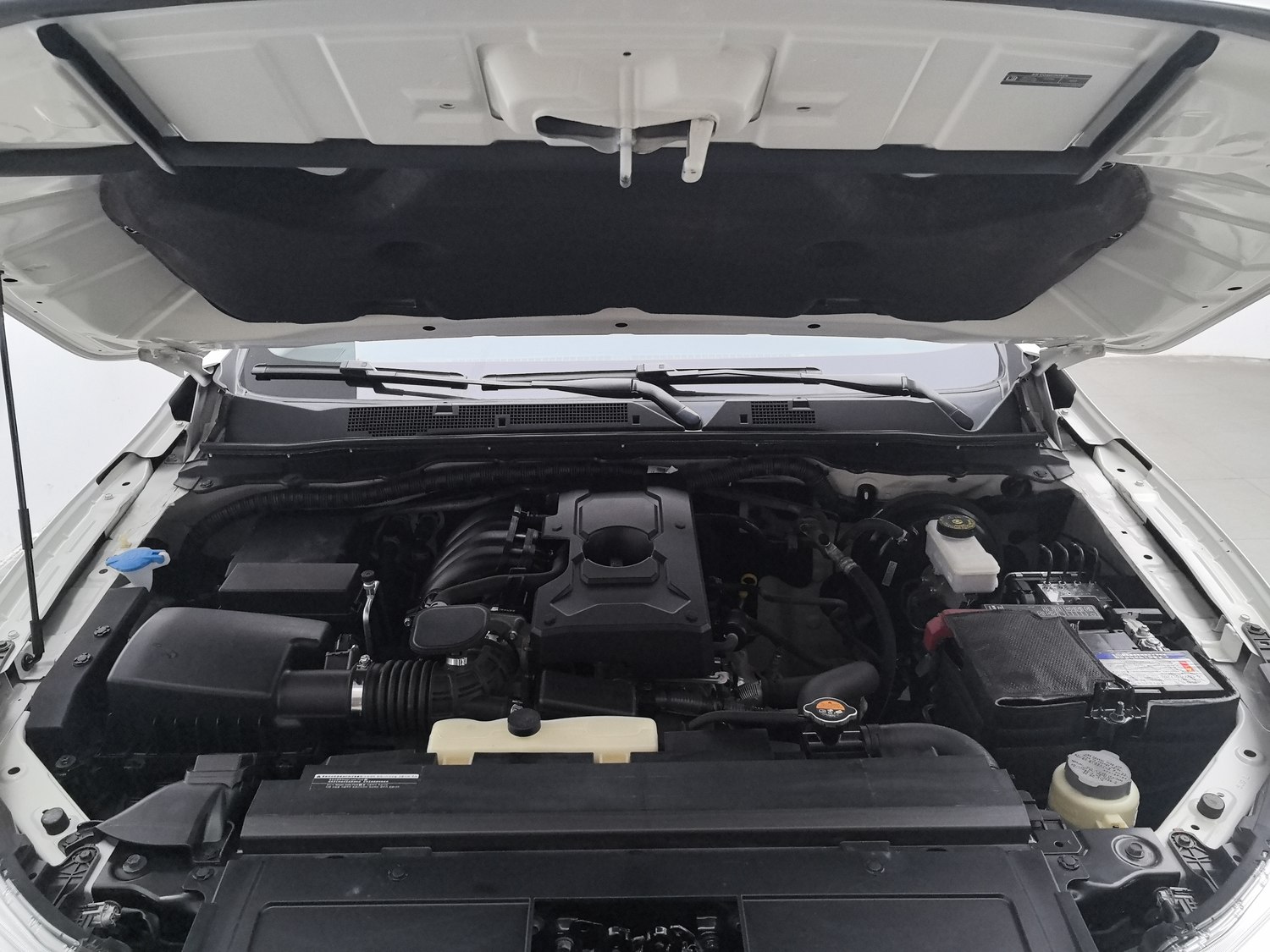 Used Nissan Terra 2020 2.5 AT